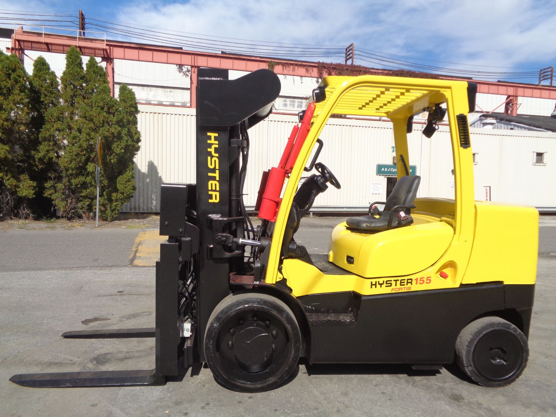 2013 Hyster S155FT 15,500lb Forklift - Image 8 of 18