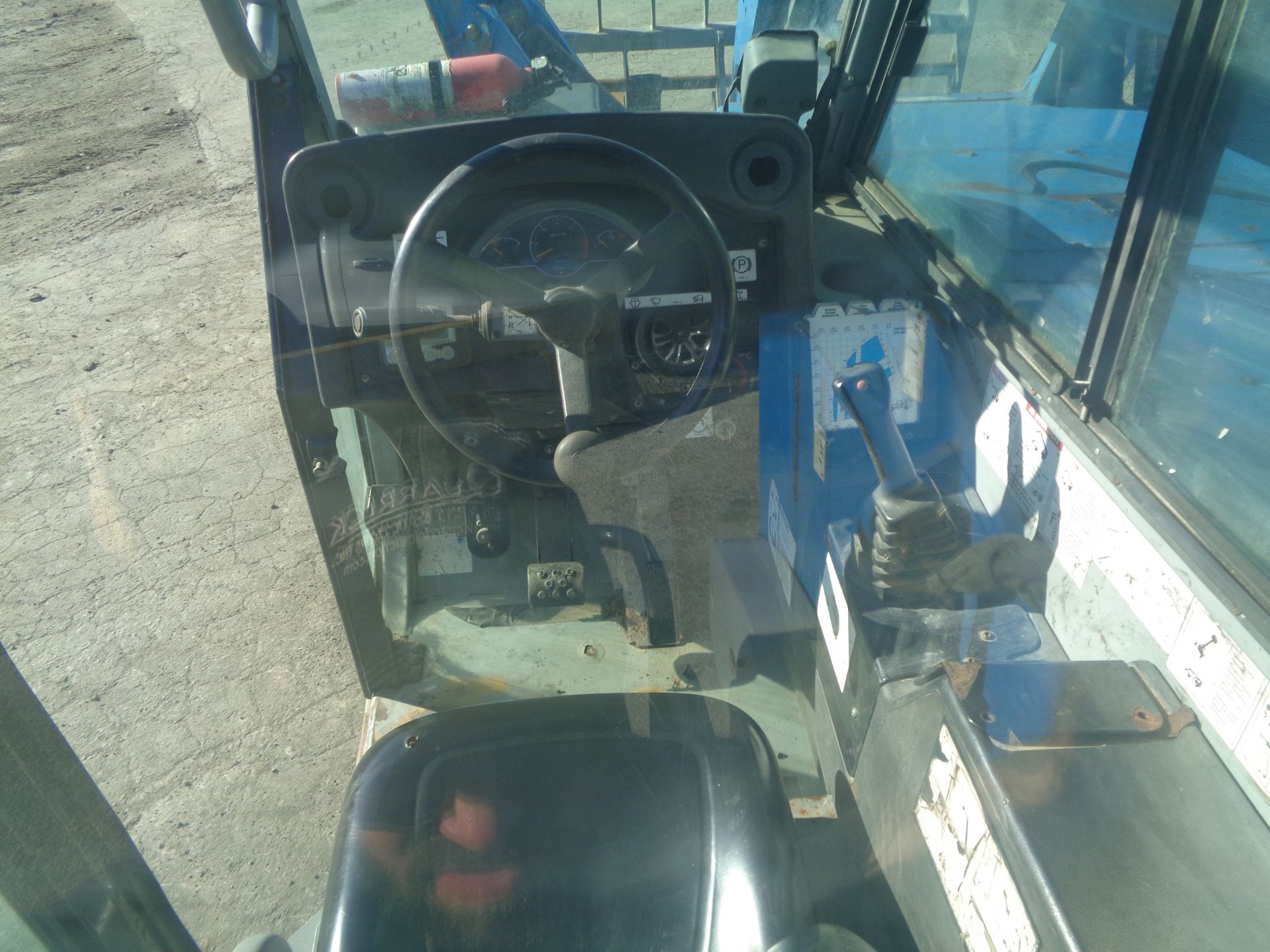 2011 Genie GTH1056 10,000lbs Telescopic Forklift - Image 18 of 19