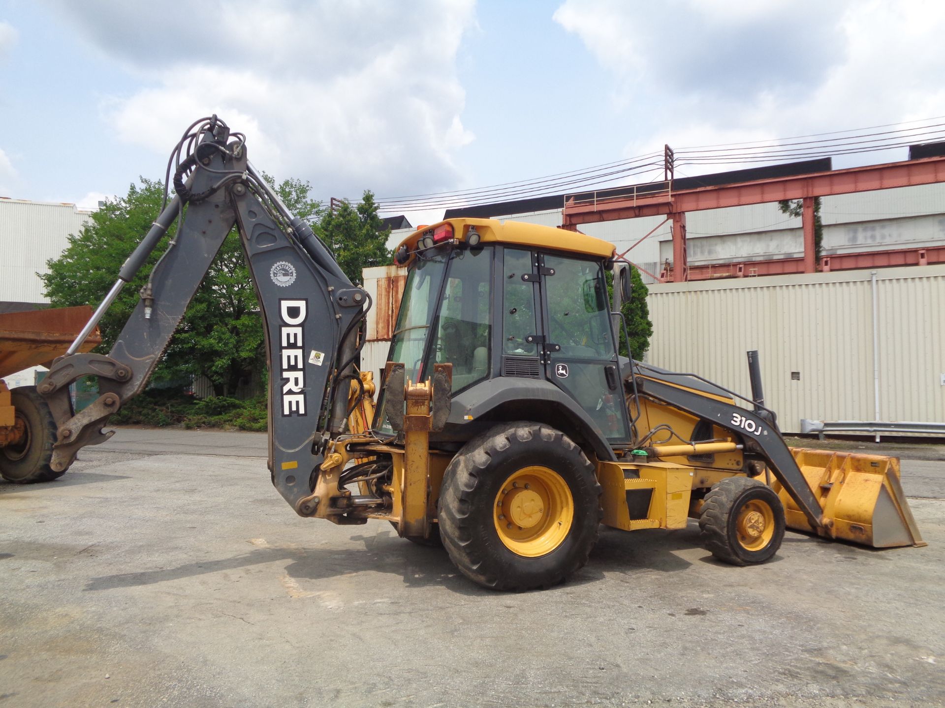 2011 John Deere 310J Backhoe - Image 2 of 19