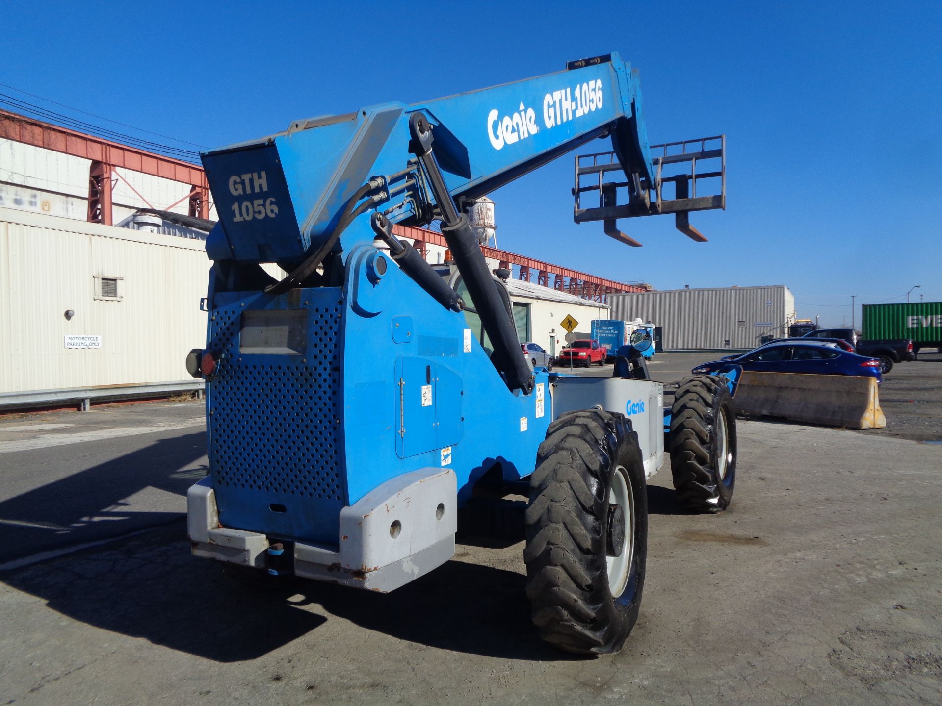 2011 Genie GTH1056 10,000lbs Telescopic Forklift - Image 4 of 19