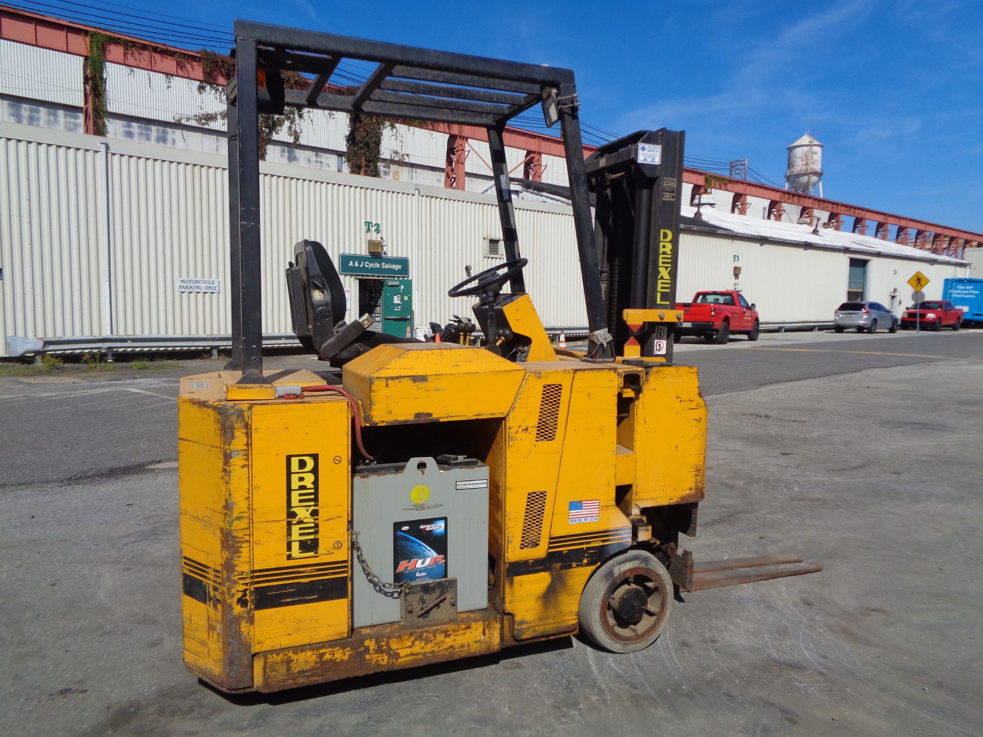 Drexel SLT22 2,200lb Swing Mast Forklift - Image 3 of 27