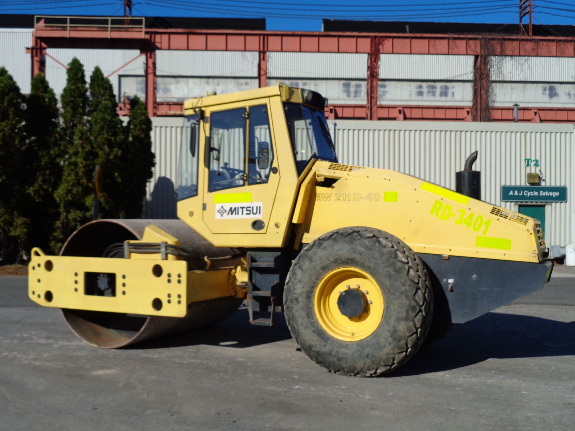 Bomag BW211D-40 Single Drum Roller - Image 8 of 11