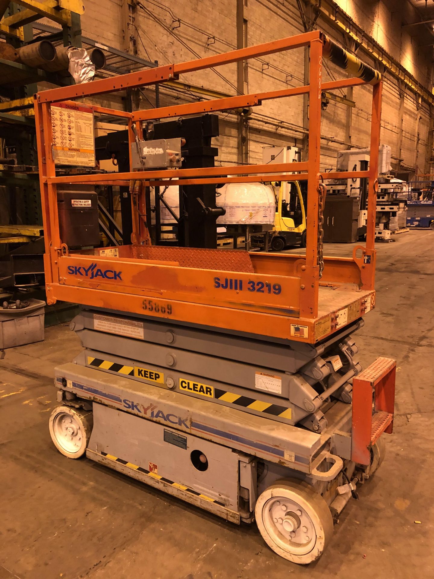 Sky Jack SJ111-3219 Scissor Lift - Image 4 of 11