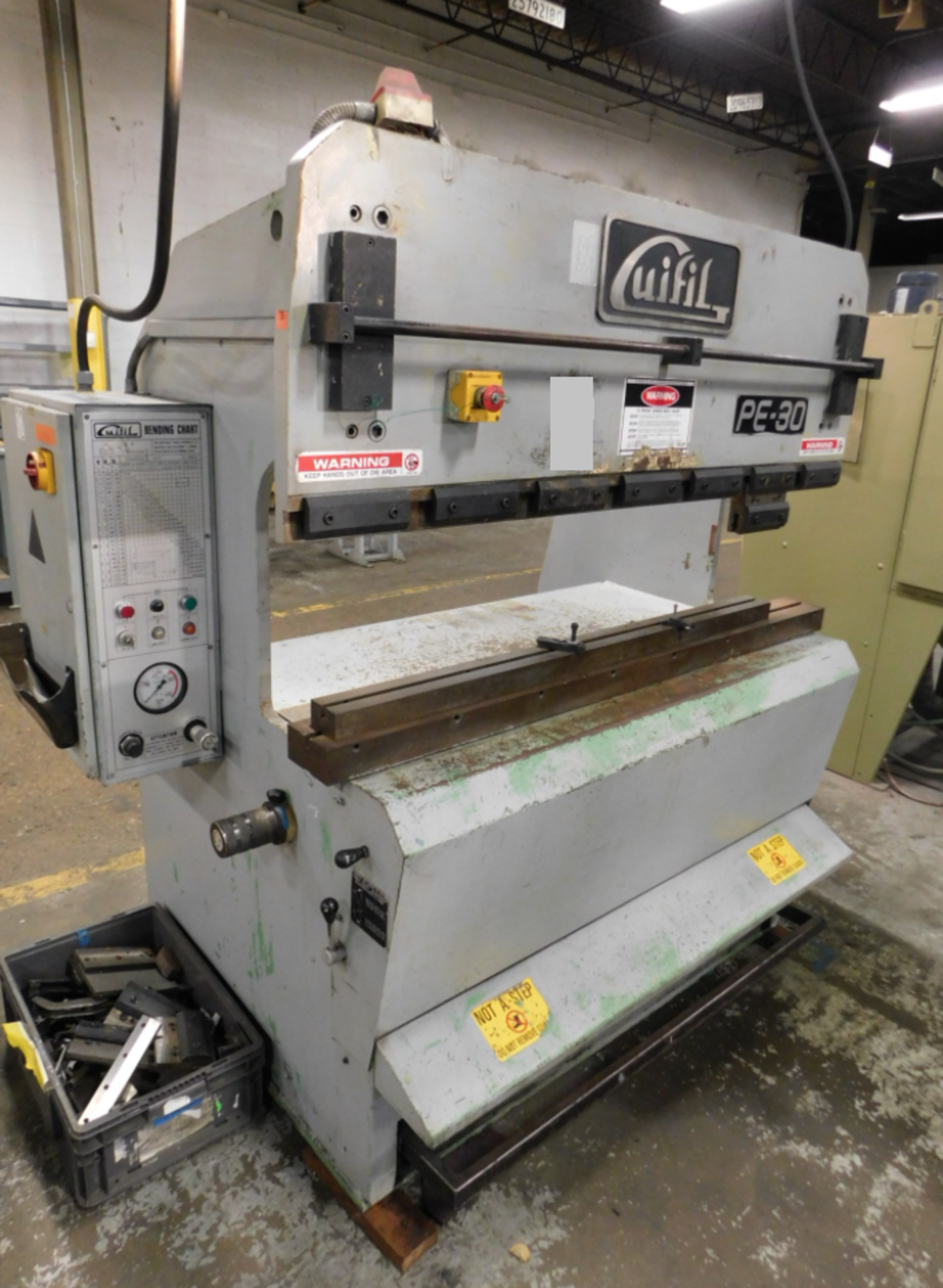 Guifil PE-30 33 Ton Press Brake - Image 2 of 14