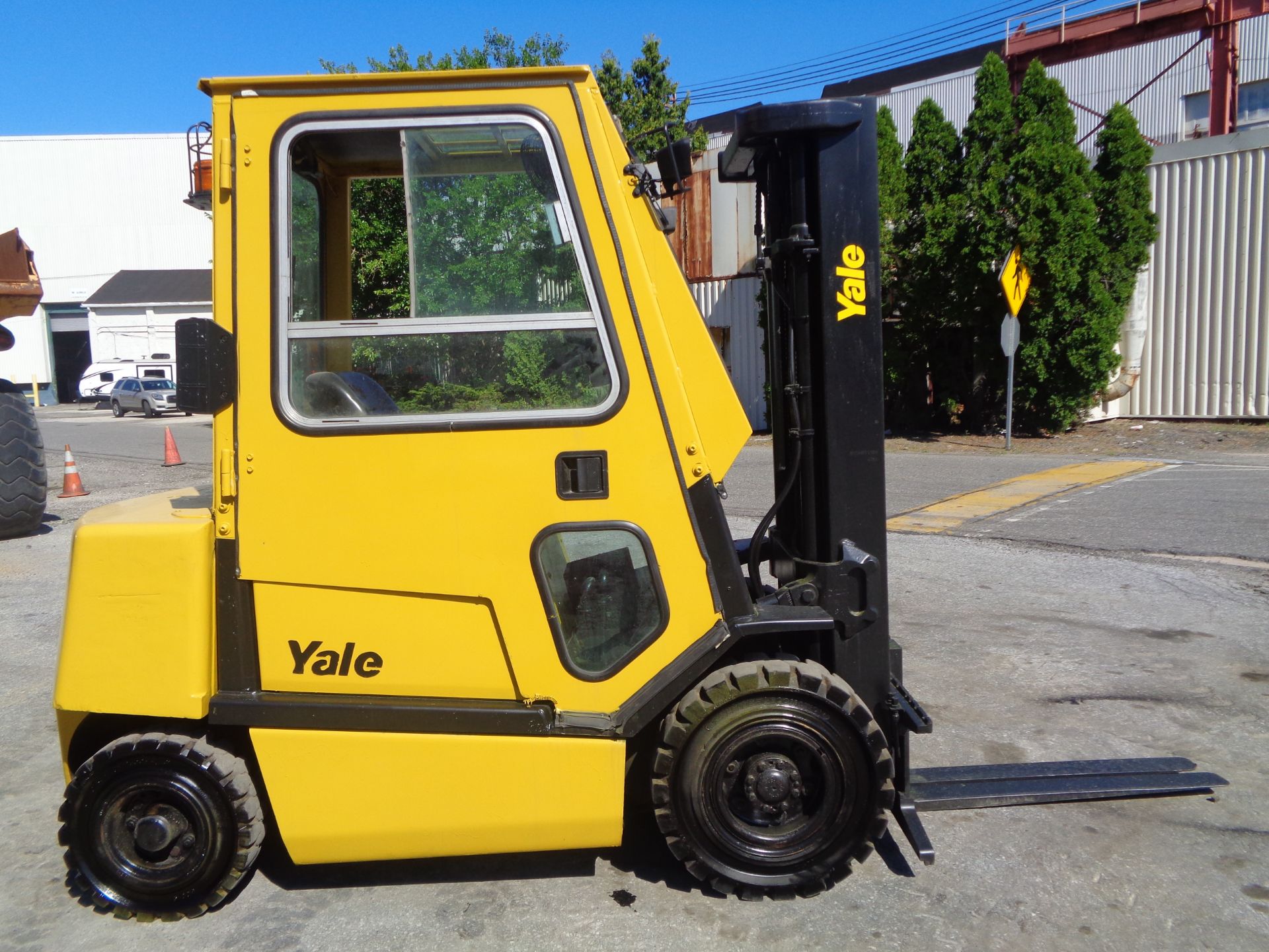 Yale GP050 5,000lb Forklift - Image 8 of 18