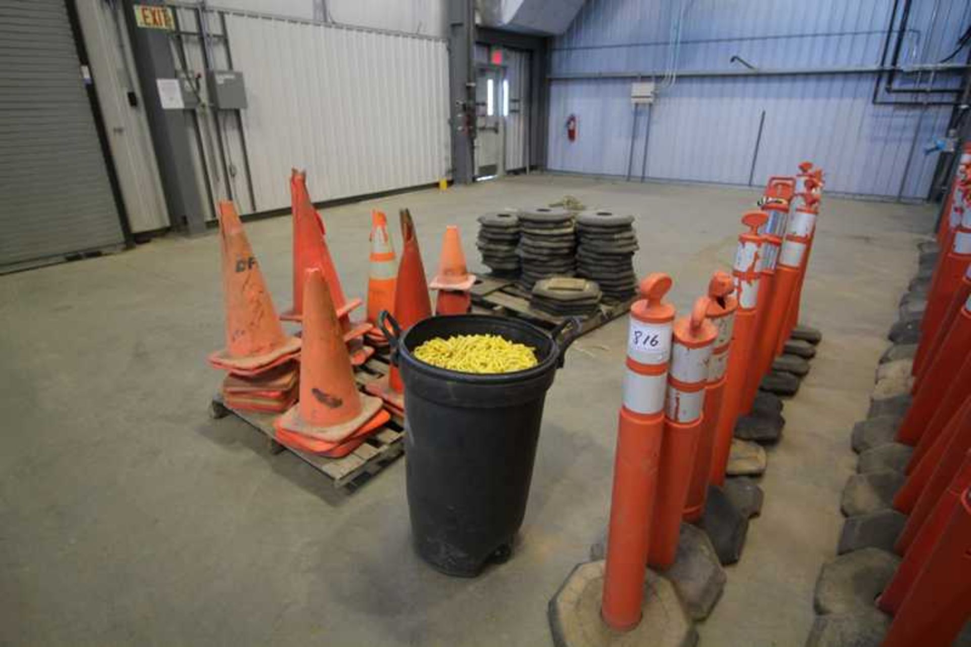 L/O BASES, SAFETY POSTS,CONES & CHAIN