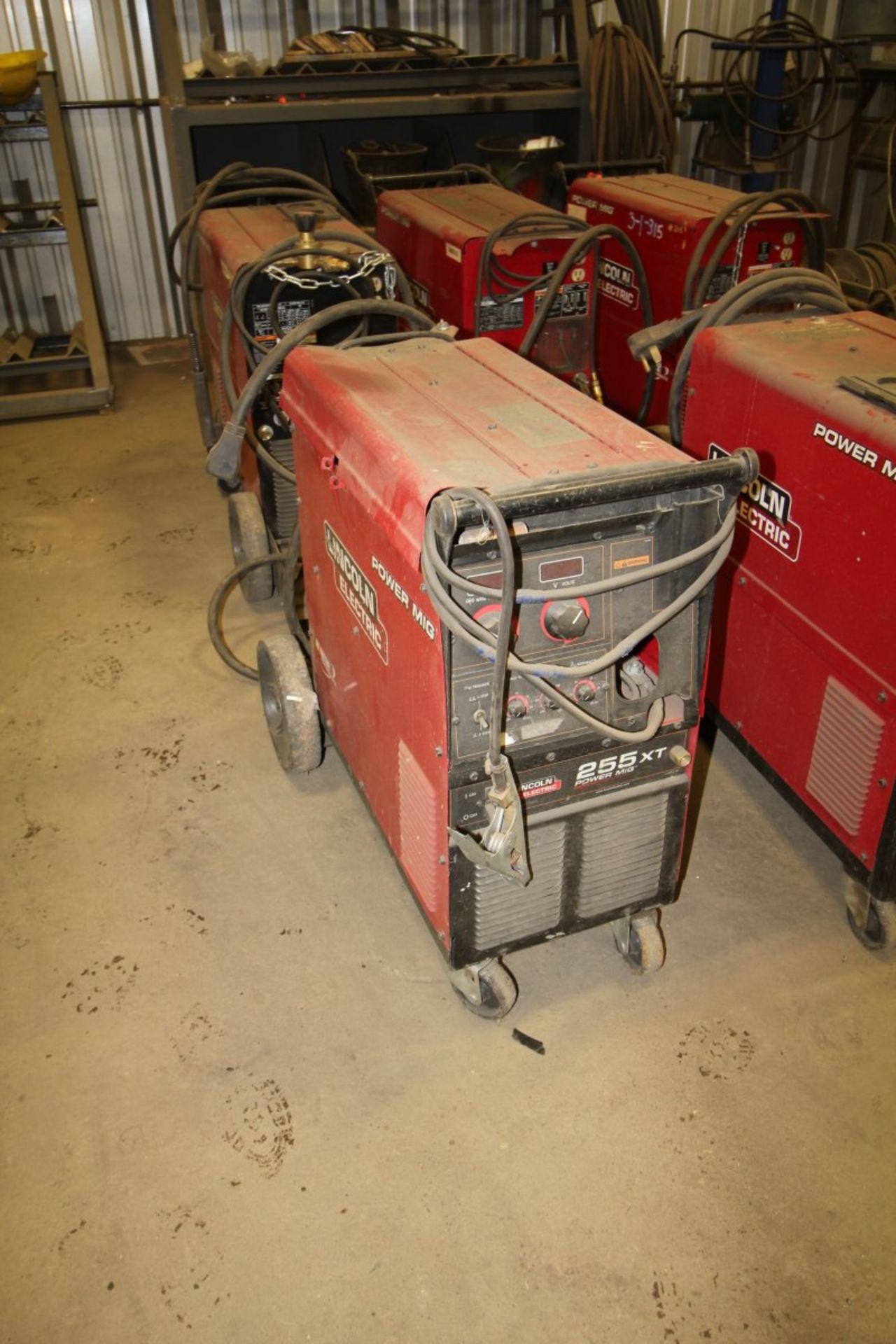 LINCOLN 255XT MIG WELDER, 208V