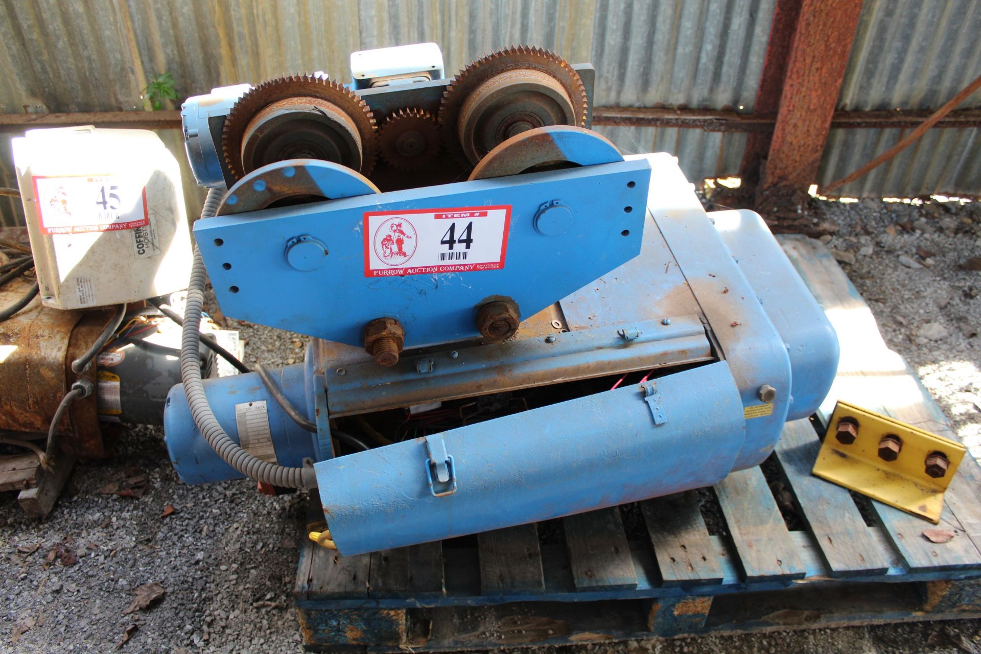 Dresser 30 Ton Electric Hoist