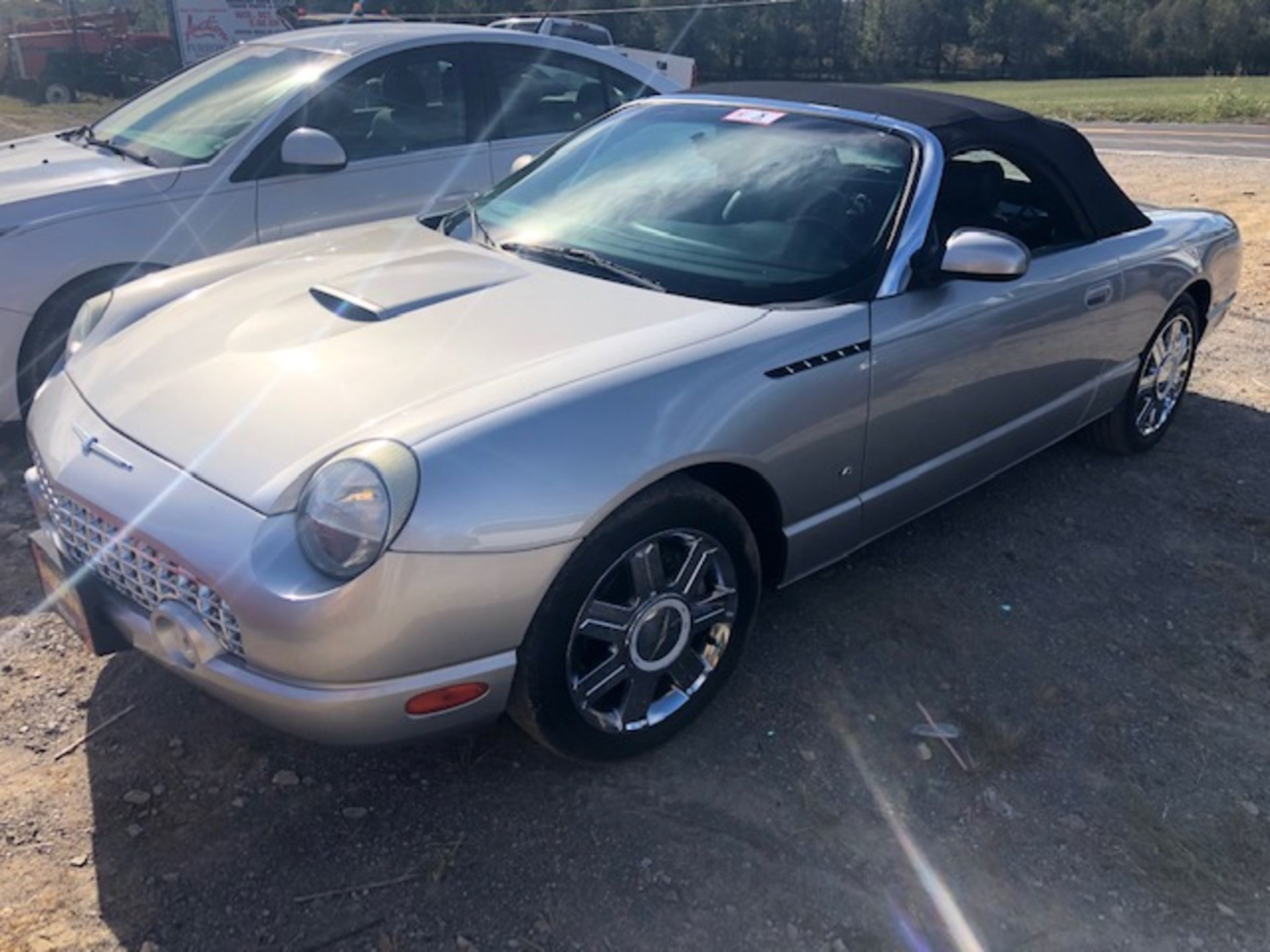 2004 Ford Thunderbird, V-8 Automatic, Leather Interior, ODO 149,380 Vin 1FAHP60A04Y100896 Title - Image 2 of 2