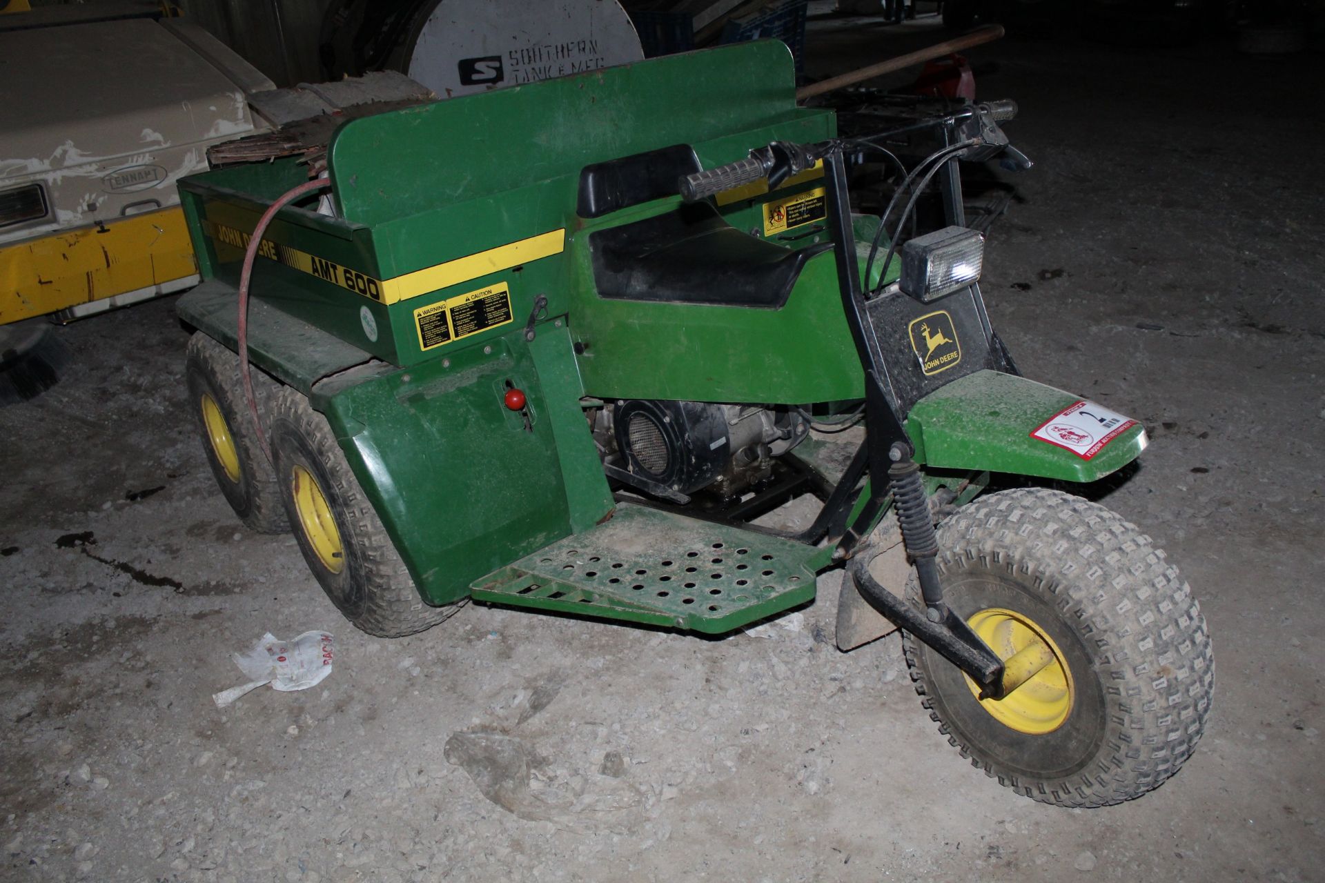 John Deere AMT 600 5 Wheel UTV