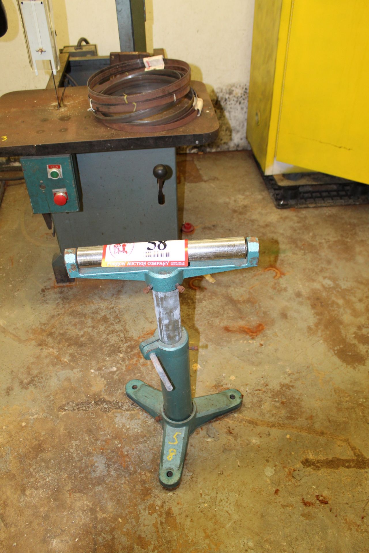 Adjustable Roller Stand