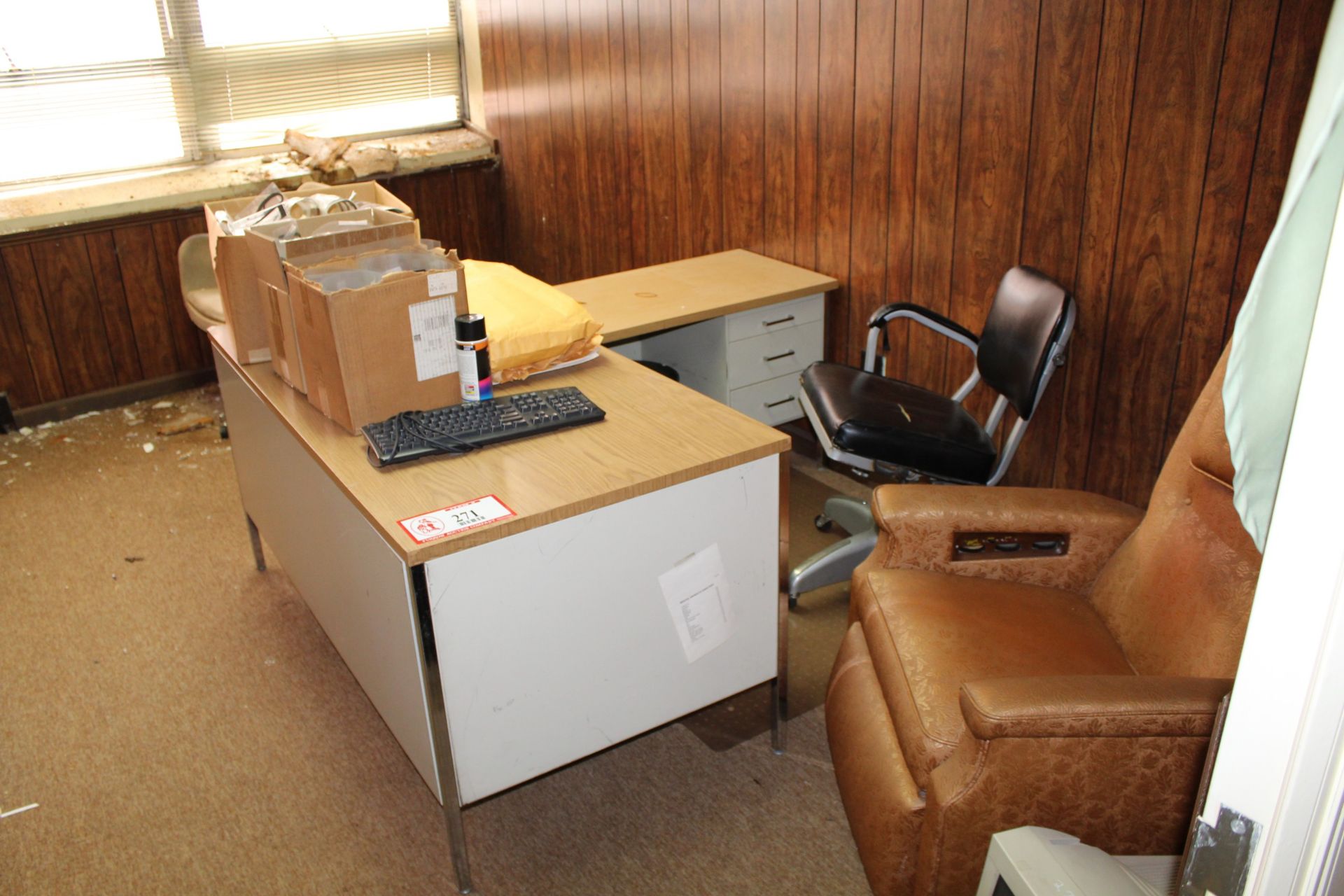 Contents of Office: Single Pedestal Metal Desk w/ Right Hand Return, Wooden Credenza, Recliner, (