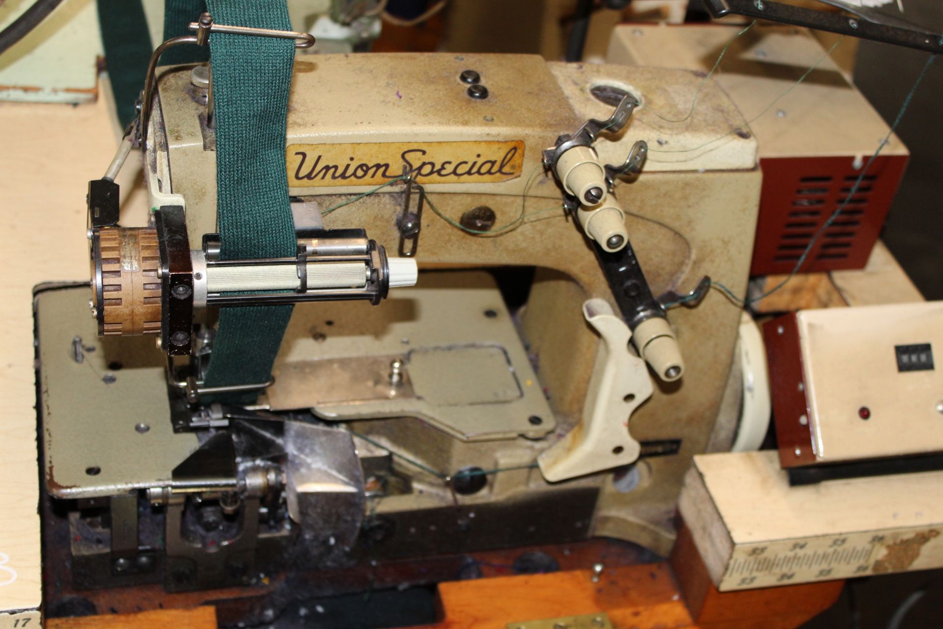 Union Special Cover Stitch Machine - Image 2 of 2