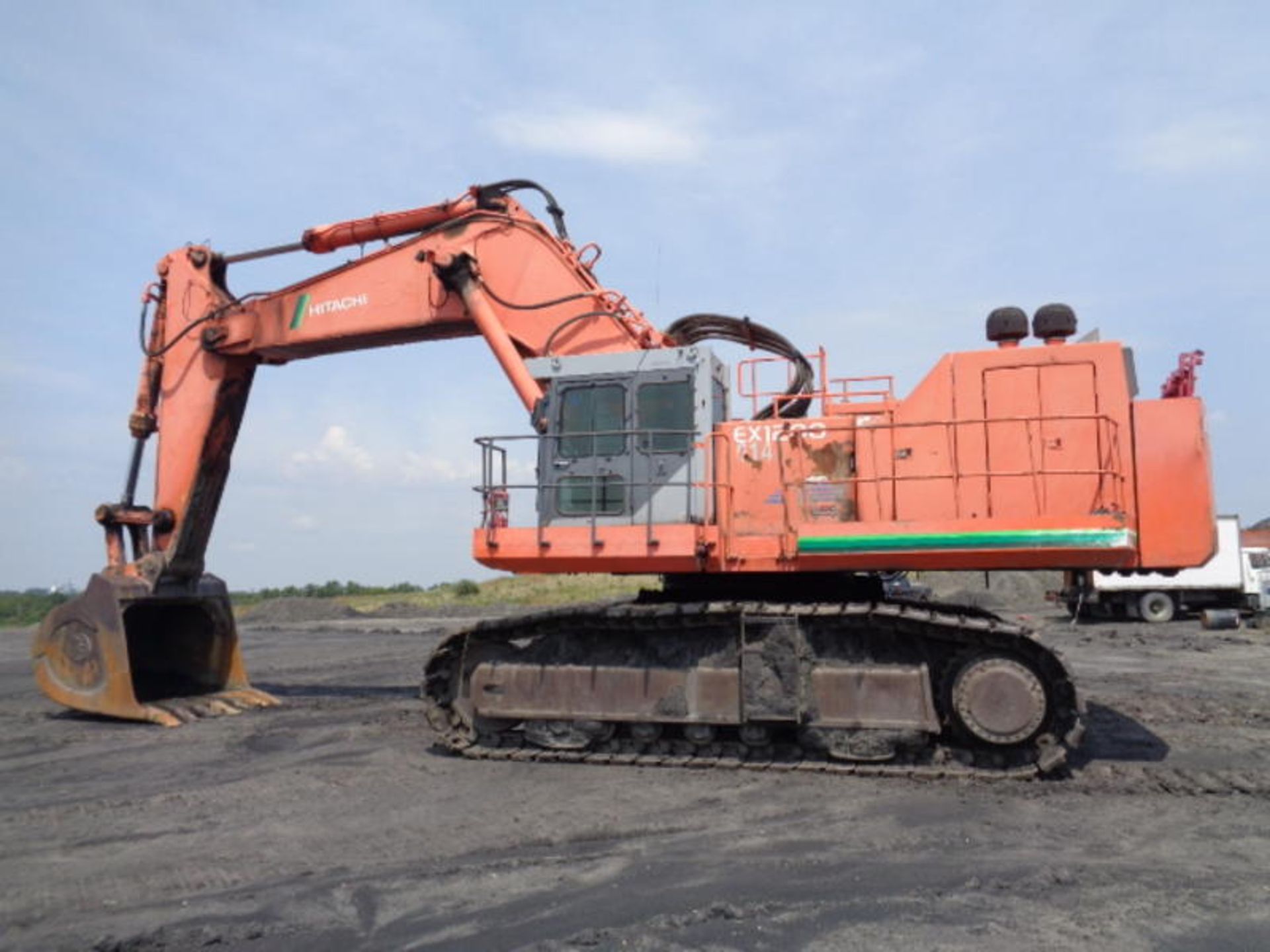 2001 Hitachi EX-1200 BE-5 Hydraulic Excavator