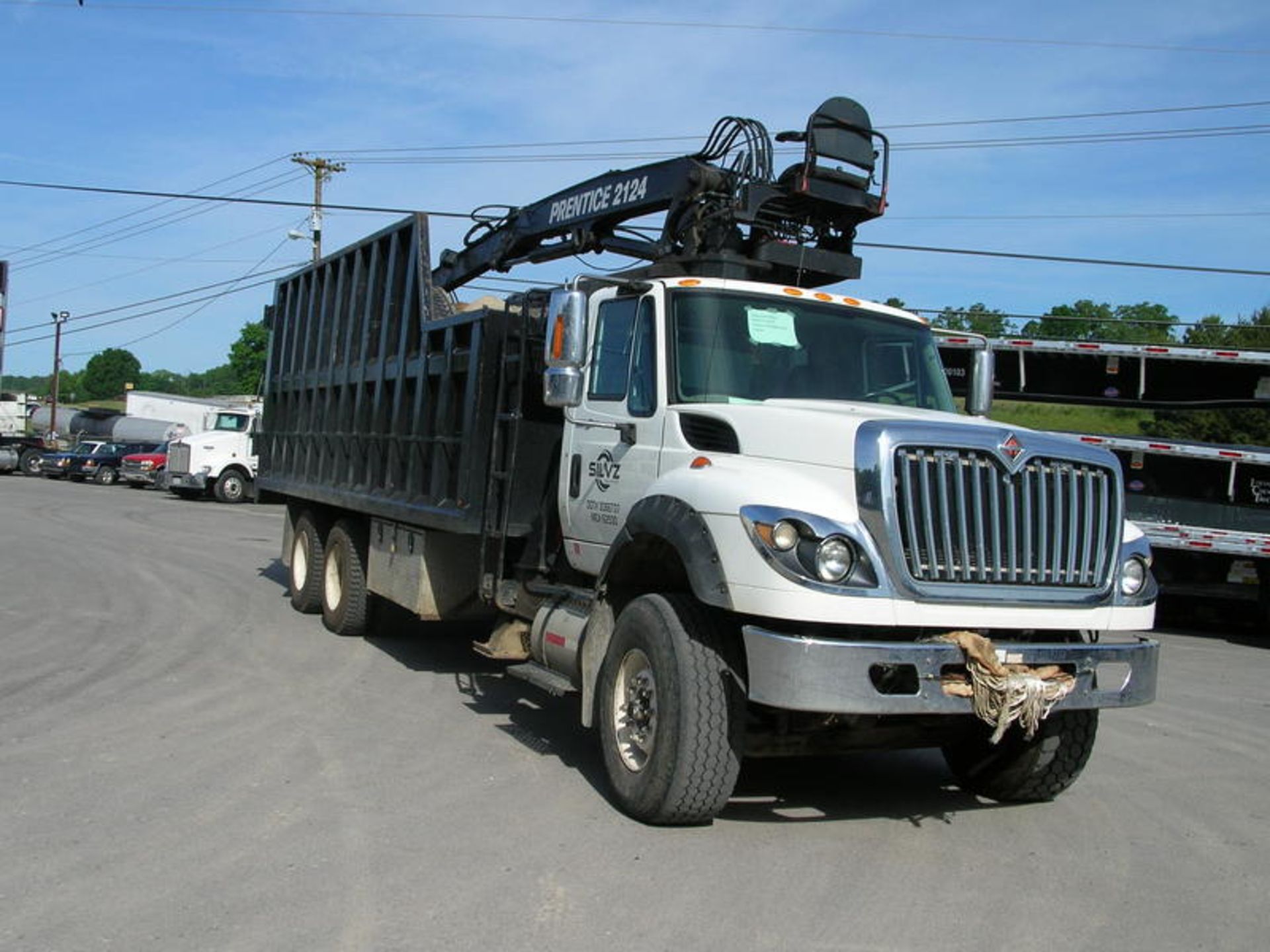 2011 International 7600 Grapple Truck - Image 3 of 42