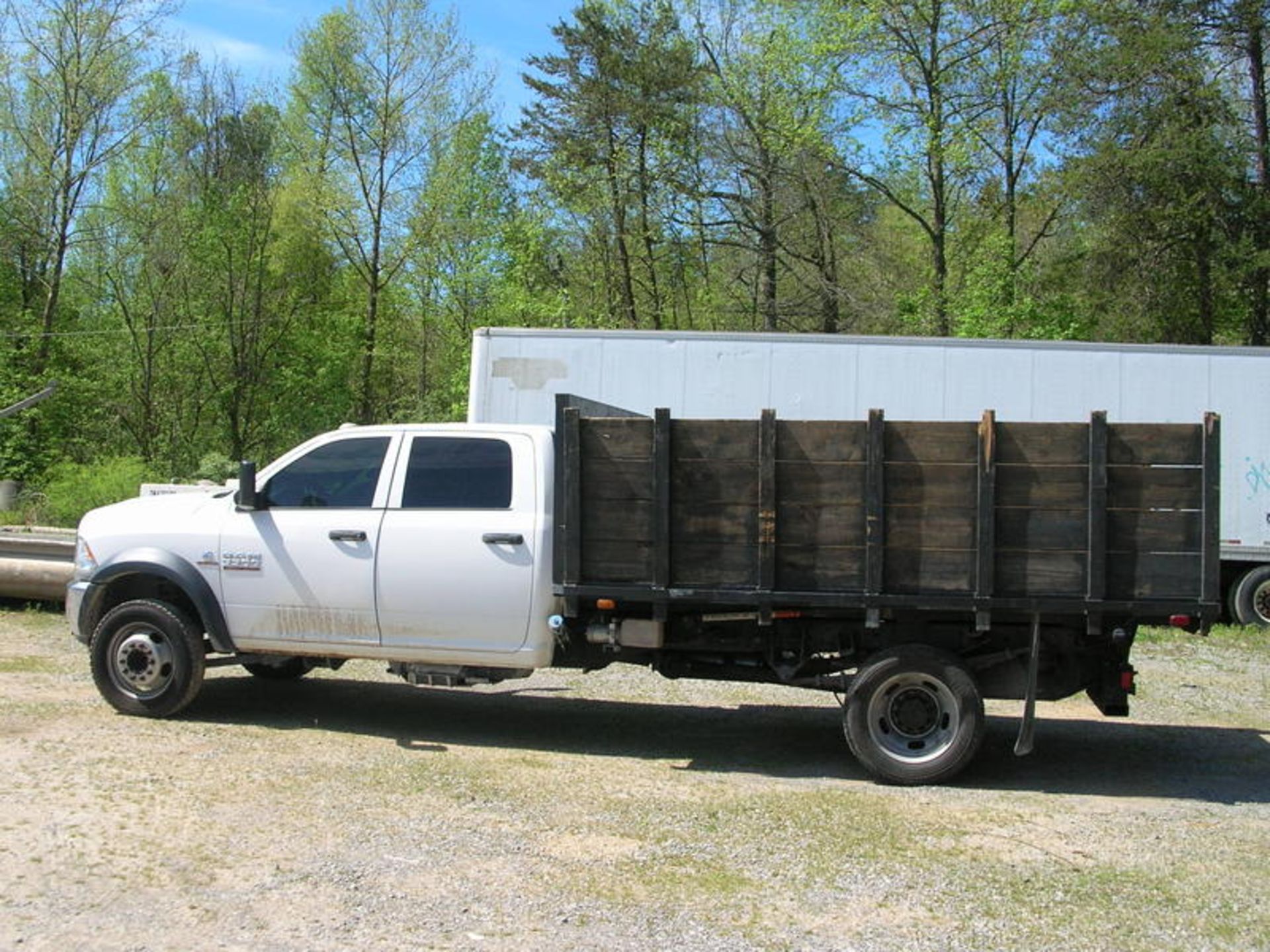 2014 Dodge Ram 5500 Dump Truck - Image 9 of 18