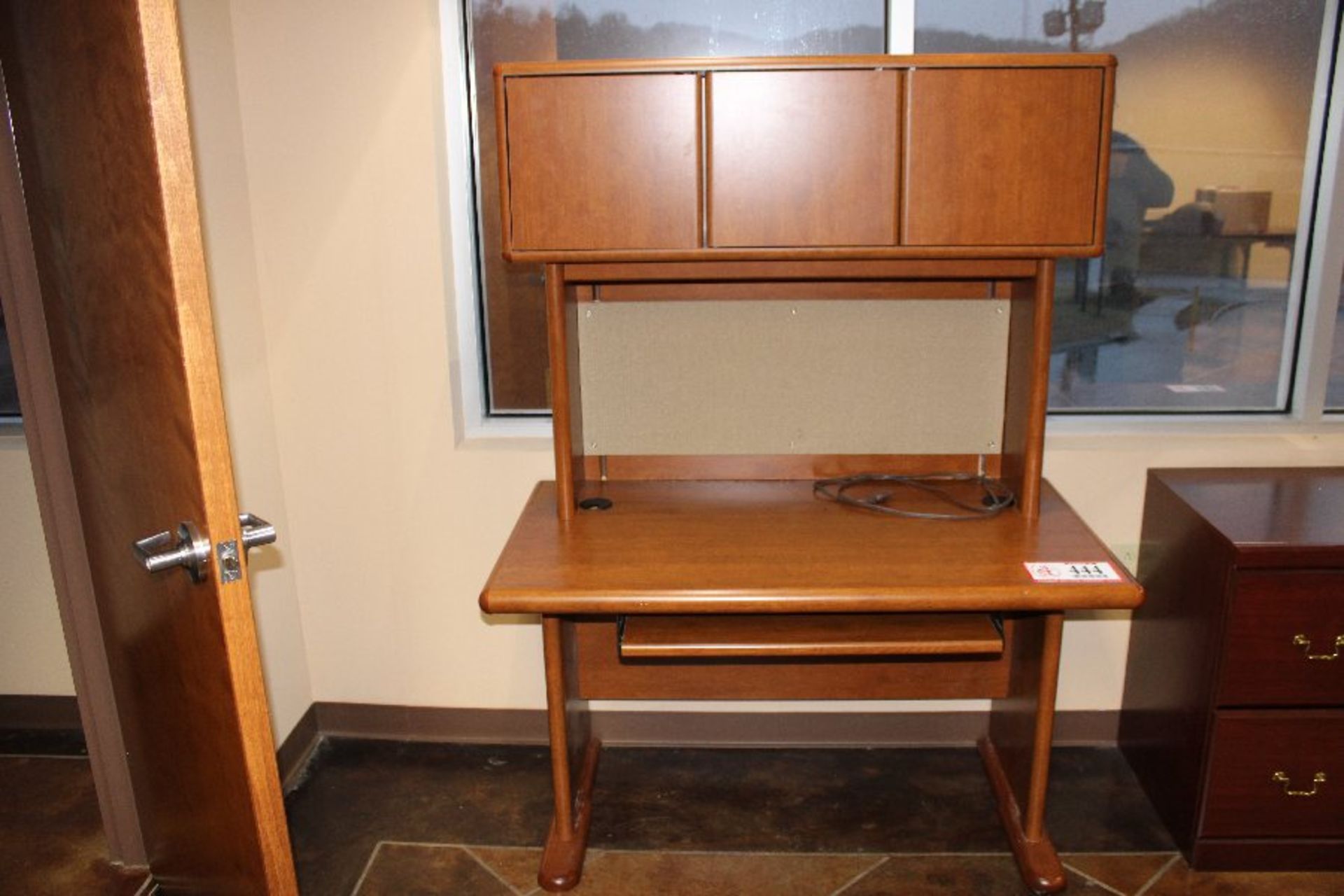 Wooden Computer Work Station w/ Hutch