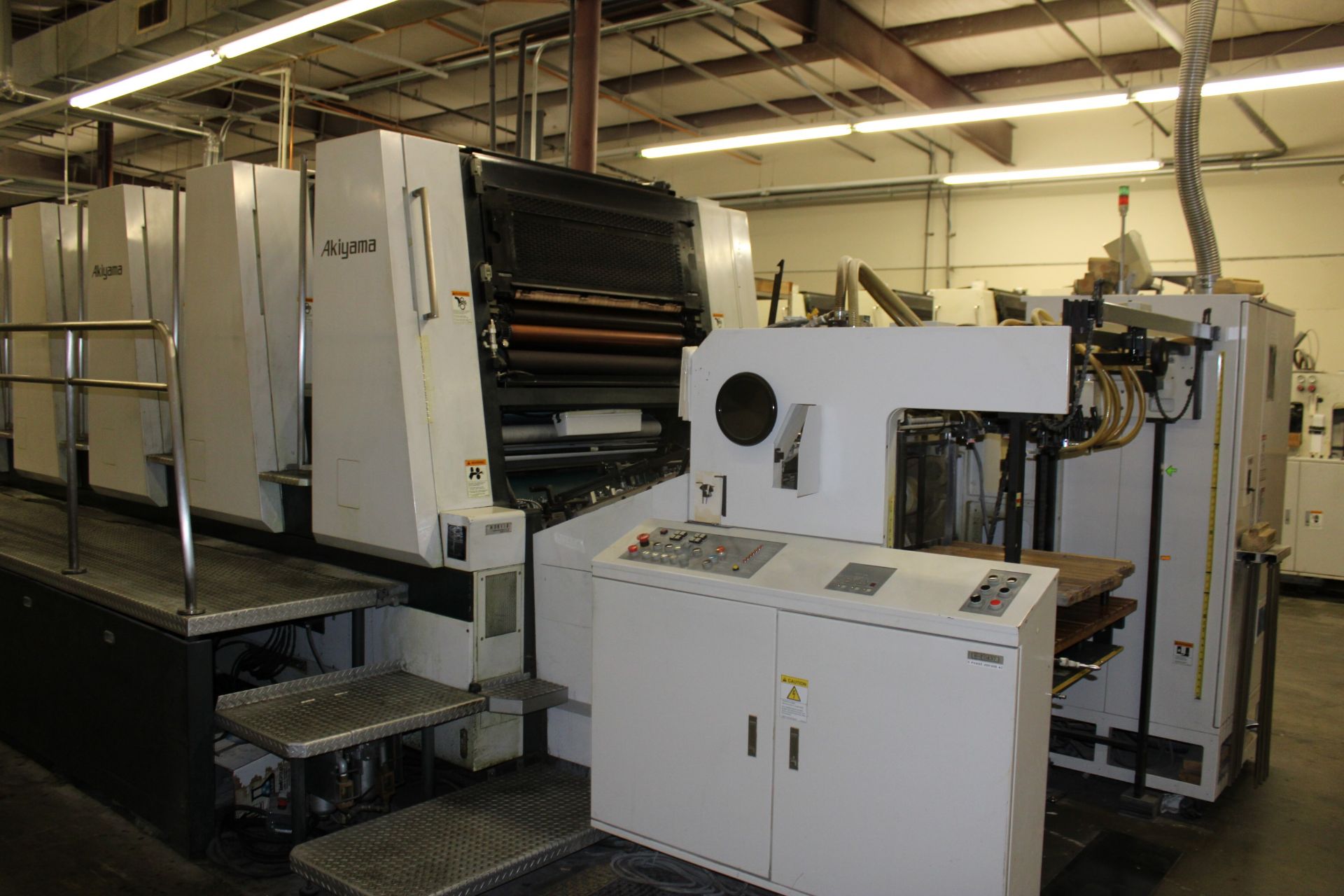 2005 Akiyama Bestech 40 6-Color Offset Printer Press Model BT640 s/n A05112 Akiyama Graphic Lite - Image 2 of 7