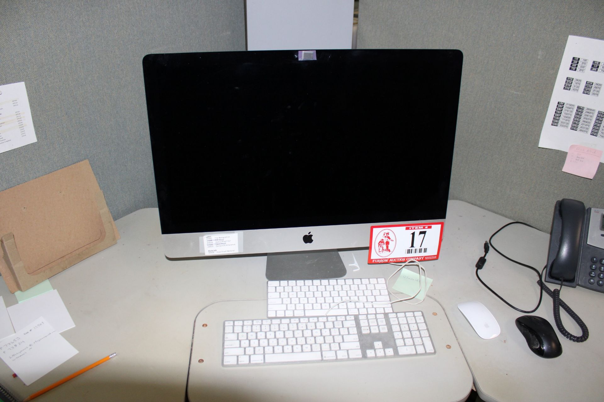 iMac 27" LD Back Lite Display w/ Keyboard and Mouse