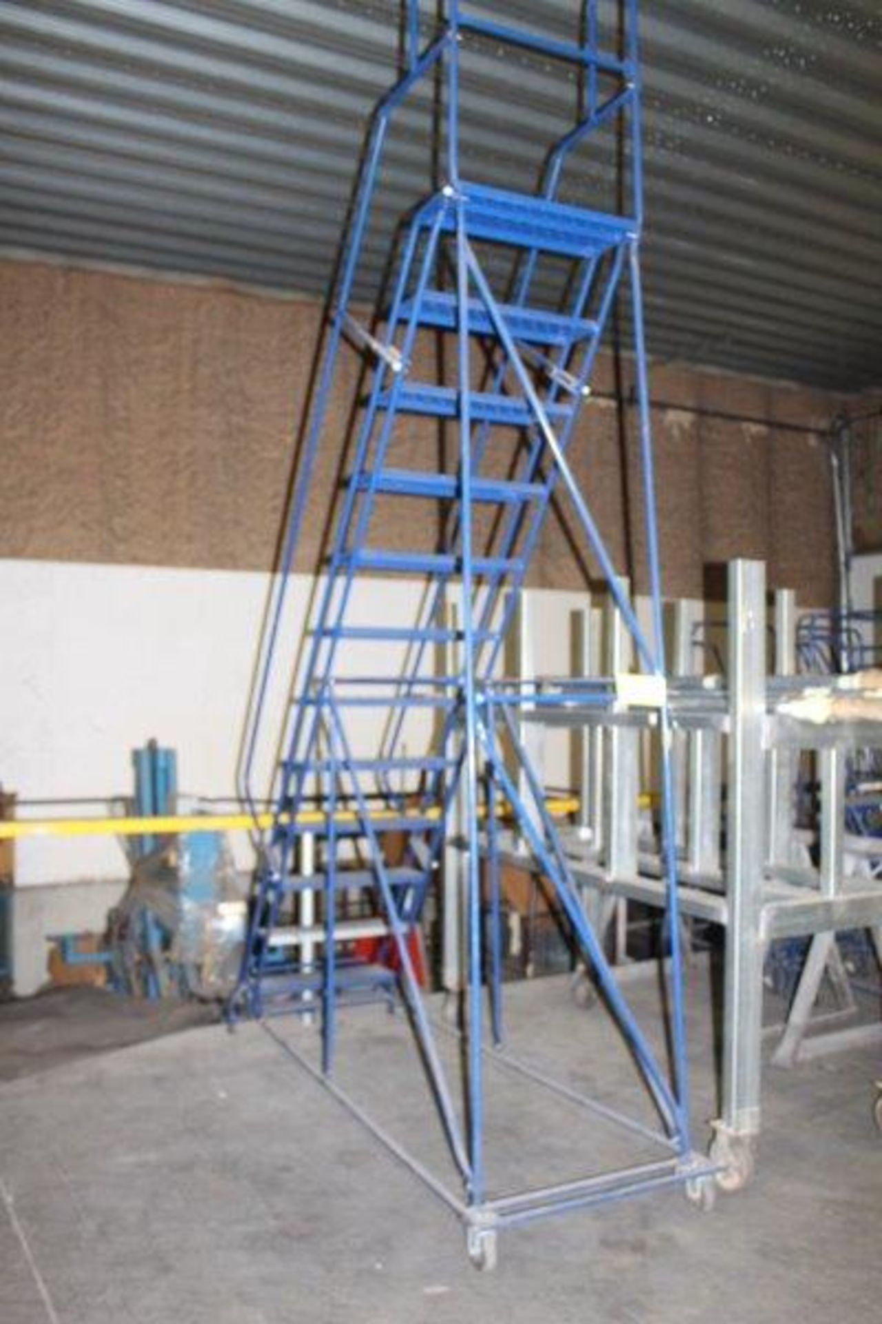 12' Rolling Step Ladder