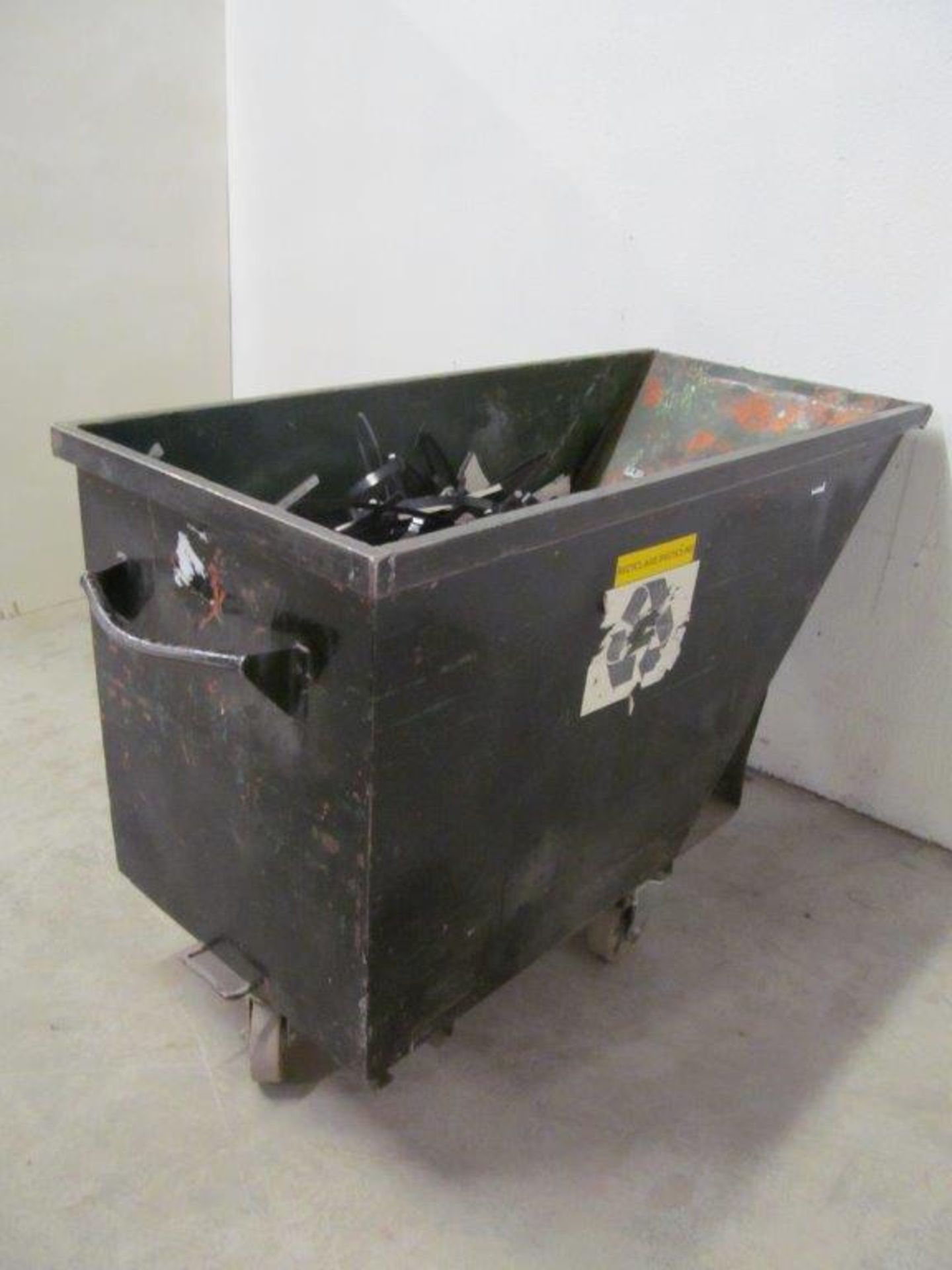 STEEL SCRAP BIN ON CASTERS, 64'' LONG X 28'' WIDE X 34'' DEEP (CONTENTS NOT INCLUDED) - Image 2 of 2