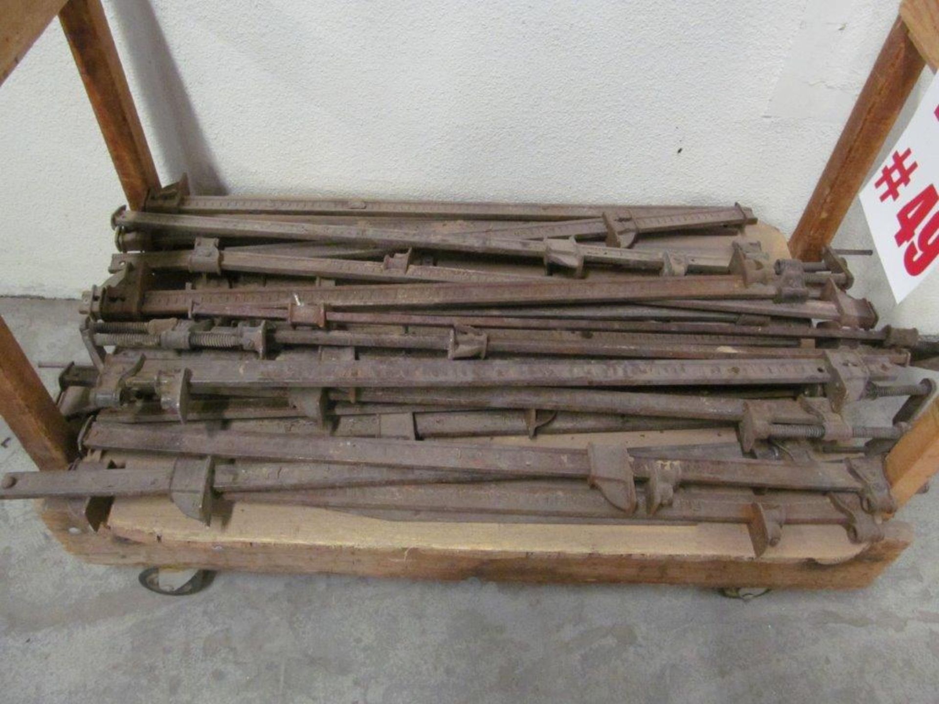 (1) LOT ASSORTED WOOD CLAMPS, C/W ROLL AROUND CART - Image 2 of 2