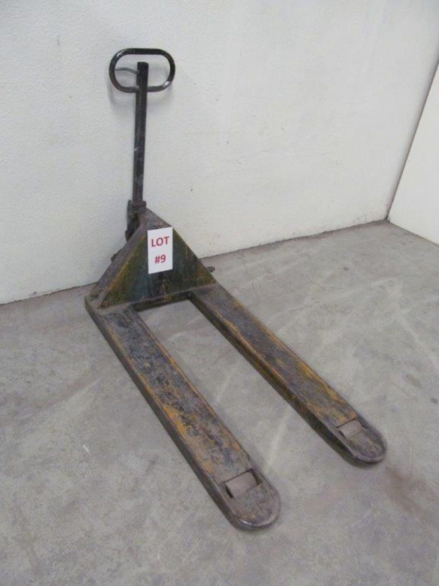 PALLET TRUCK, 4 FT LONG LEGS