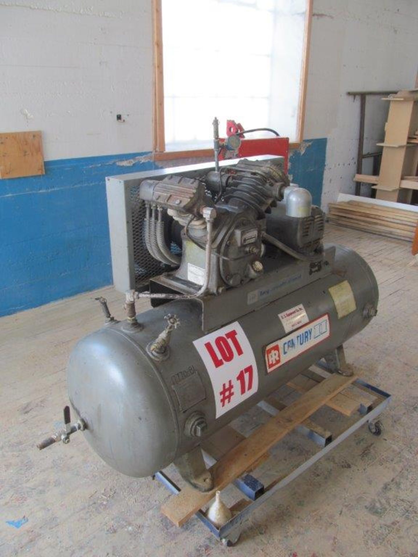 INGERSOLL-RAND AIR COMPRESSOR, 5HP MODEL 242-5D3, S/N 494187, 208V/230V/480V/3PH/60C - Image 2 of 5