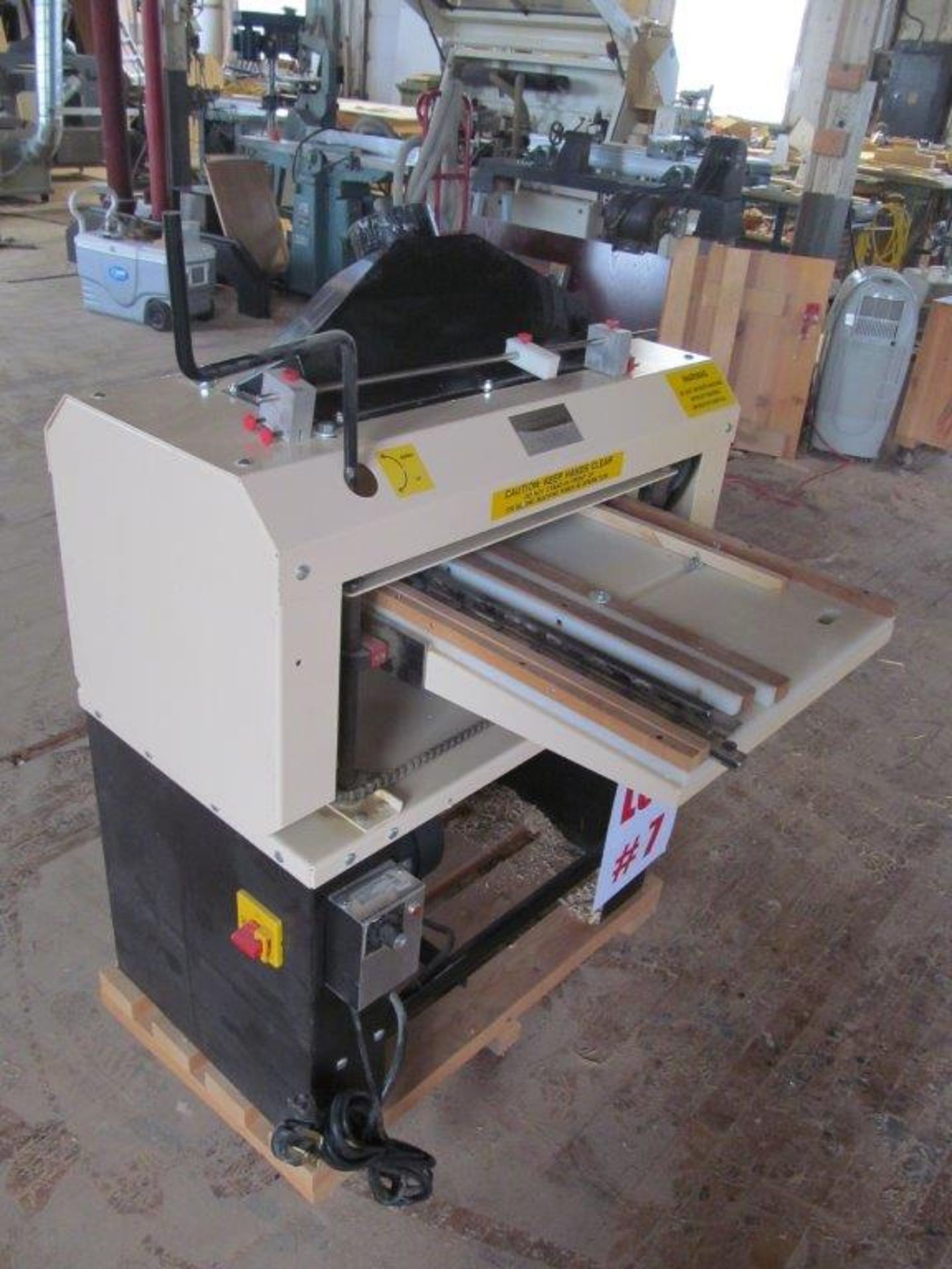 WOODMASTER PLANER MODE 718, VARIABLE SPEED, 5HP, CAPACITY: 18'' WIDE X 6 1/2'' THICK, 230V/1PH/60C - Image 3 of 7