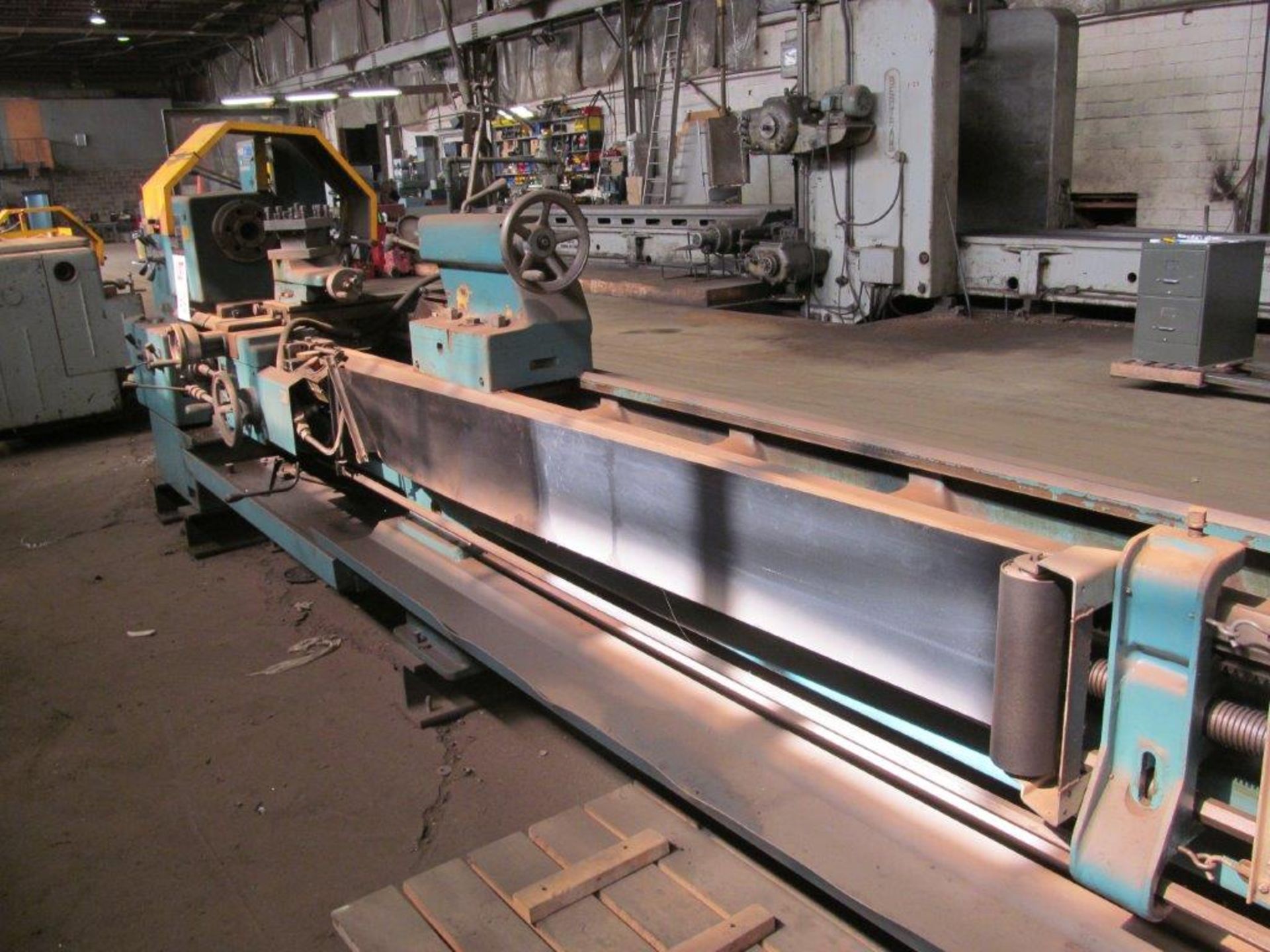 TOS SN71C ENGINE LATHE, 28’’ SWING, 160’’ CENTERS, 3’’ SPINDLE BORE, 1000 RPM - Image 2 of 6