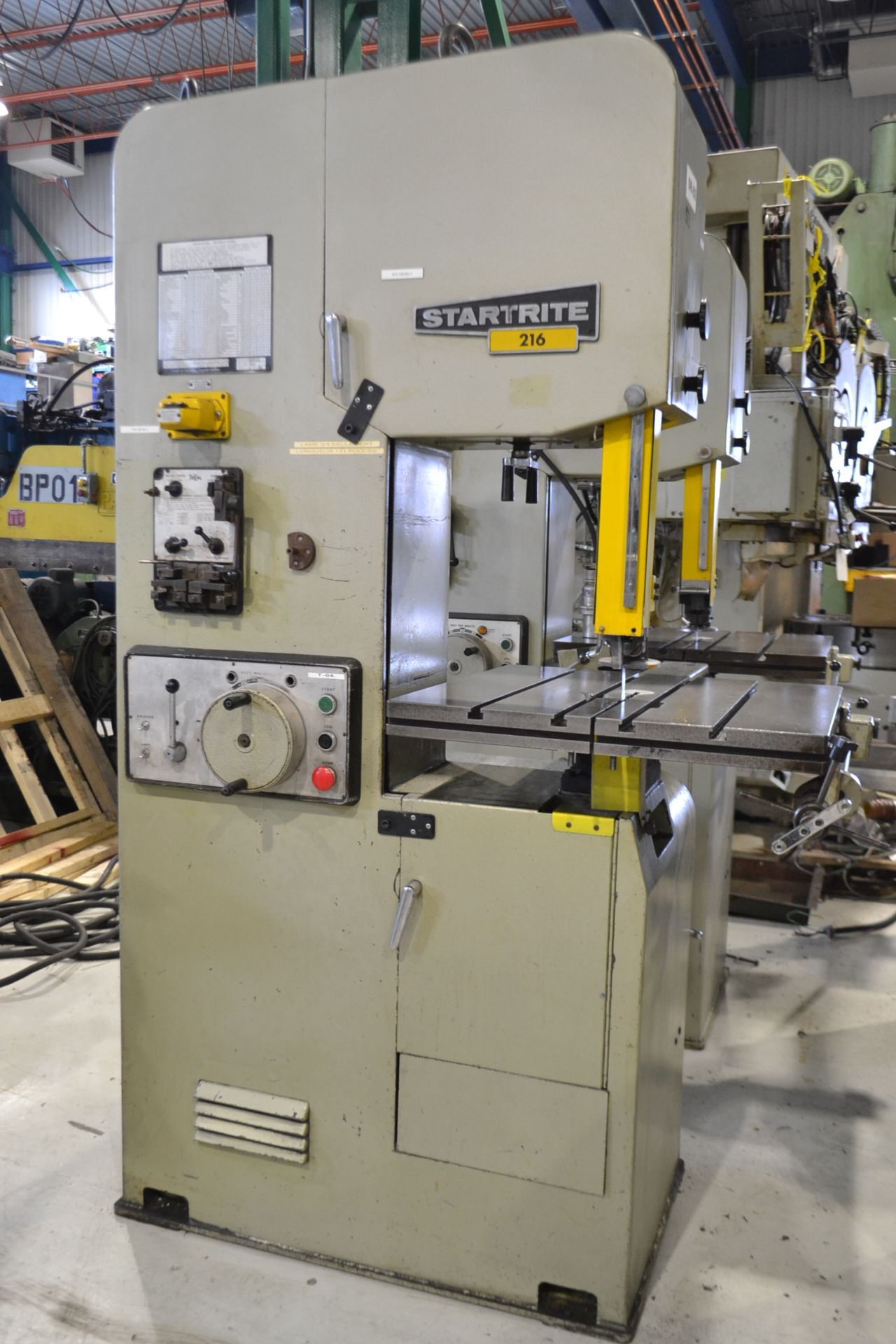 START RITE VERTICAL BAND SAW, MODEL 216, S/N 40322, 15.5'' THROAT - Image 2 of 2