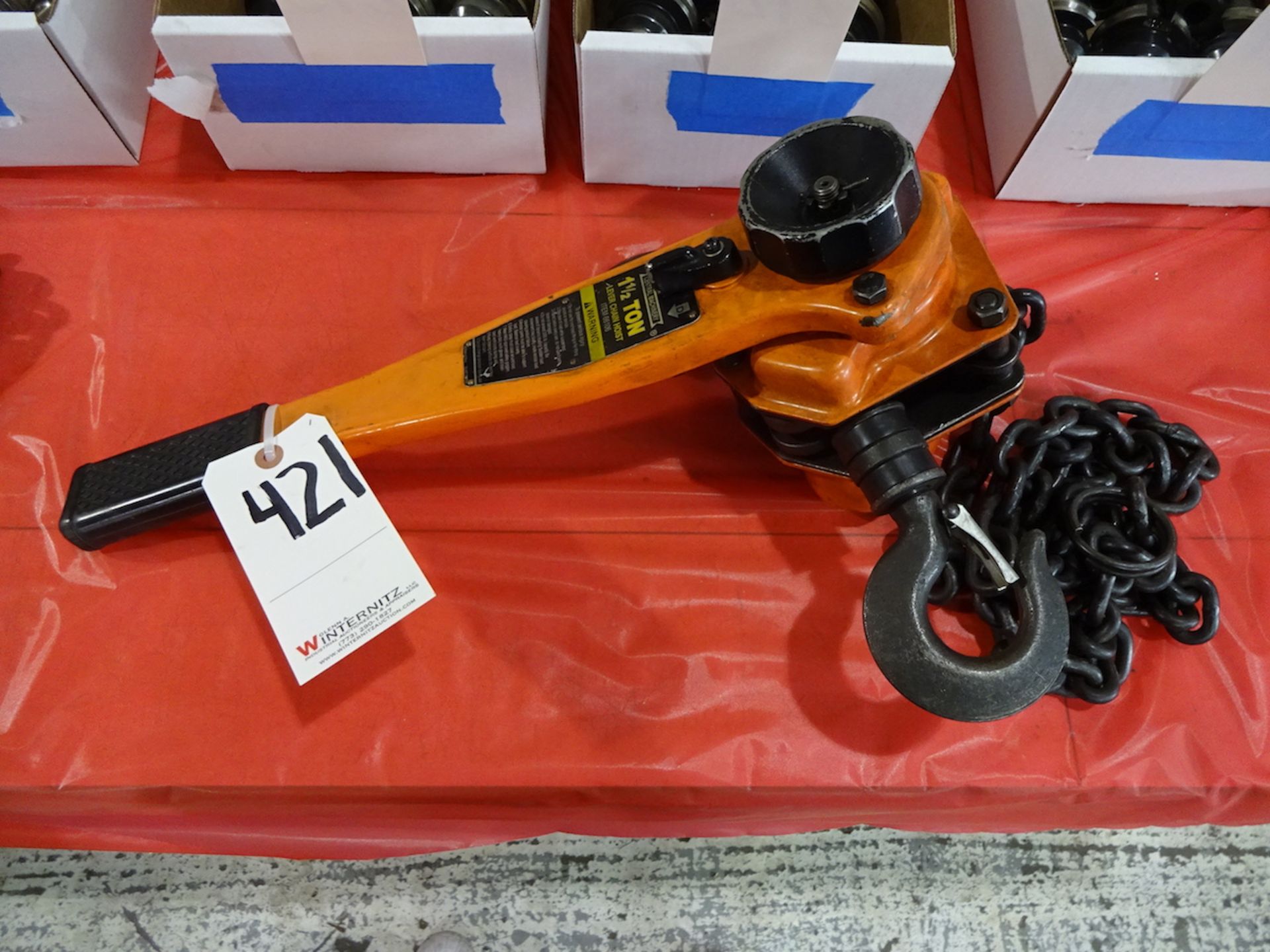 Central Machinery 1-1/2 Ton Lever Chain Hoist, Item No. 66106