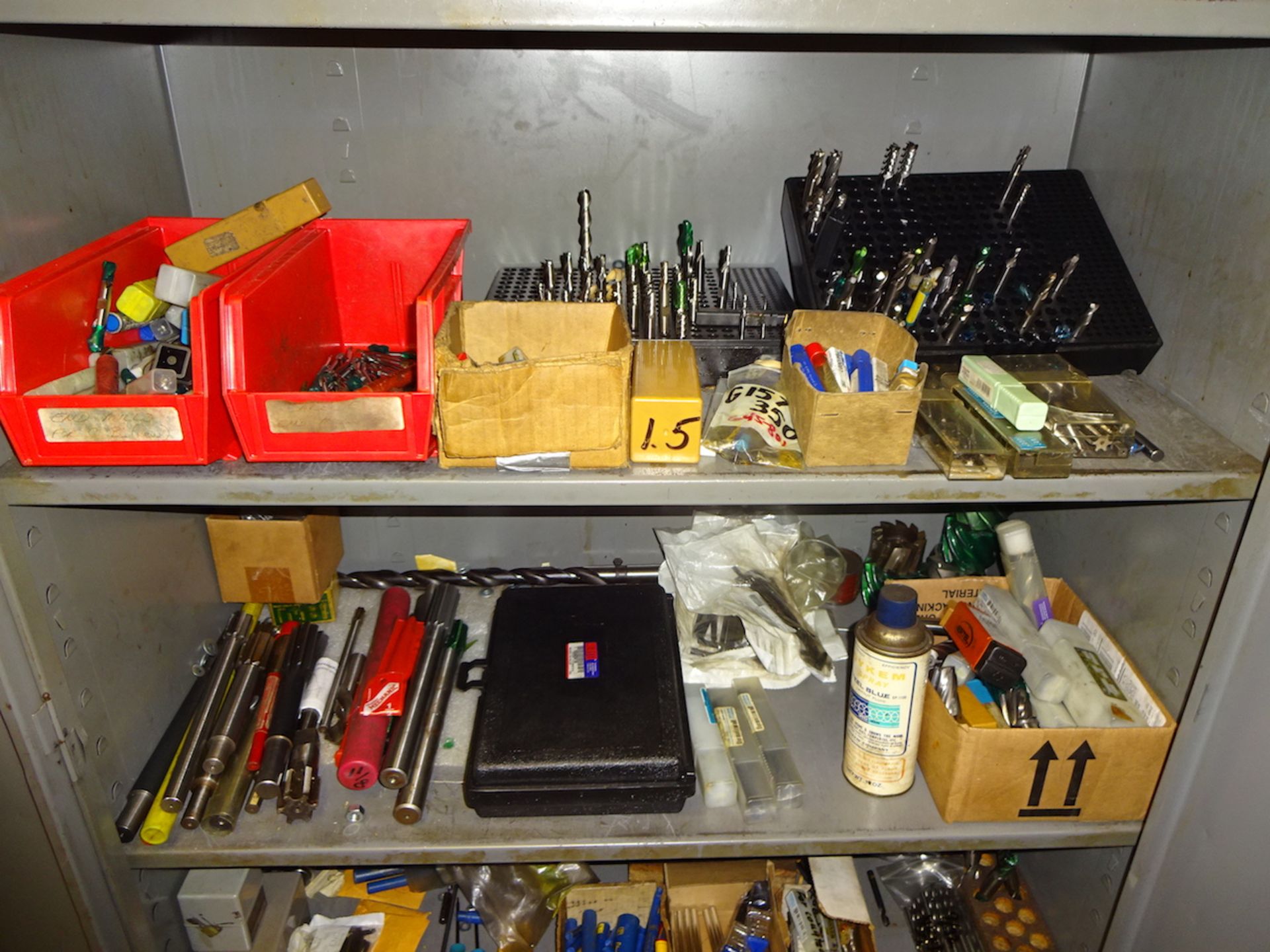 LOT: Assorted Milling Cutters, Reamers, Drills, Set Screws, etc. - Image 2 of 4