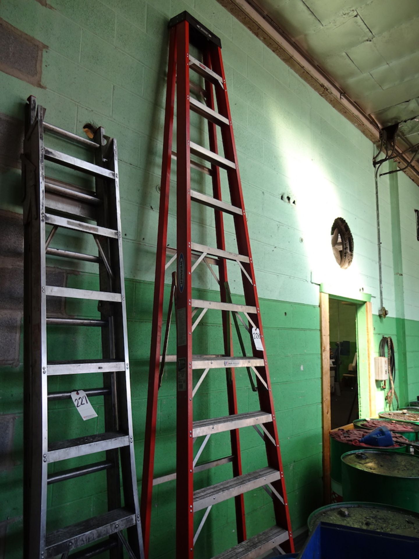 Werner 12 ft. Fiberglass Step Ladder