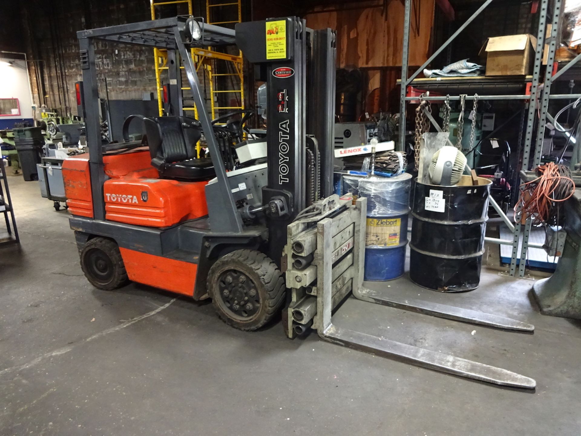 Toyota 5700 lb. Model 5FGC30 LP Forklift Truck, S/N 5FGCU30-71119, 3-Stage Mast, Bolzoni Model