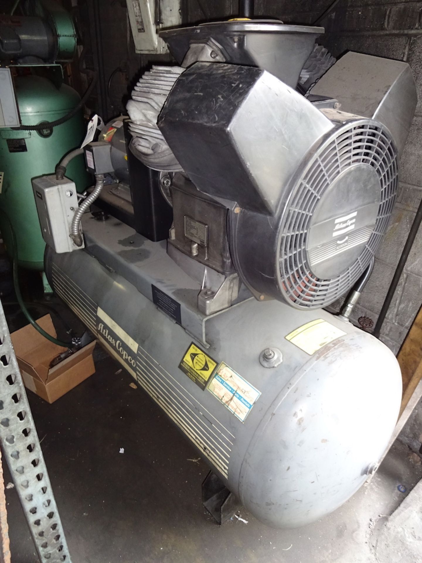 Atlas Copco 10 HP Tank Mounted Air Compressor (1994)