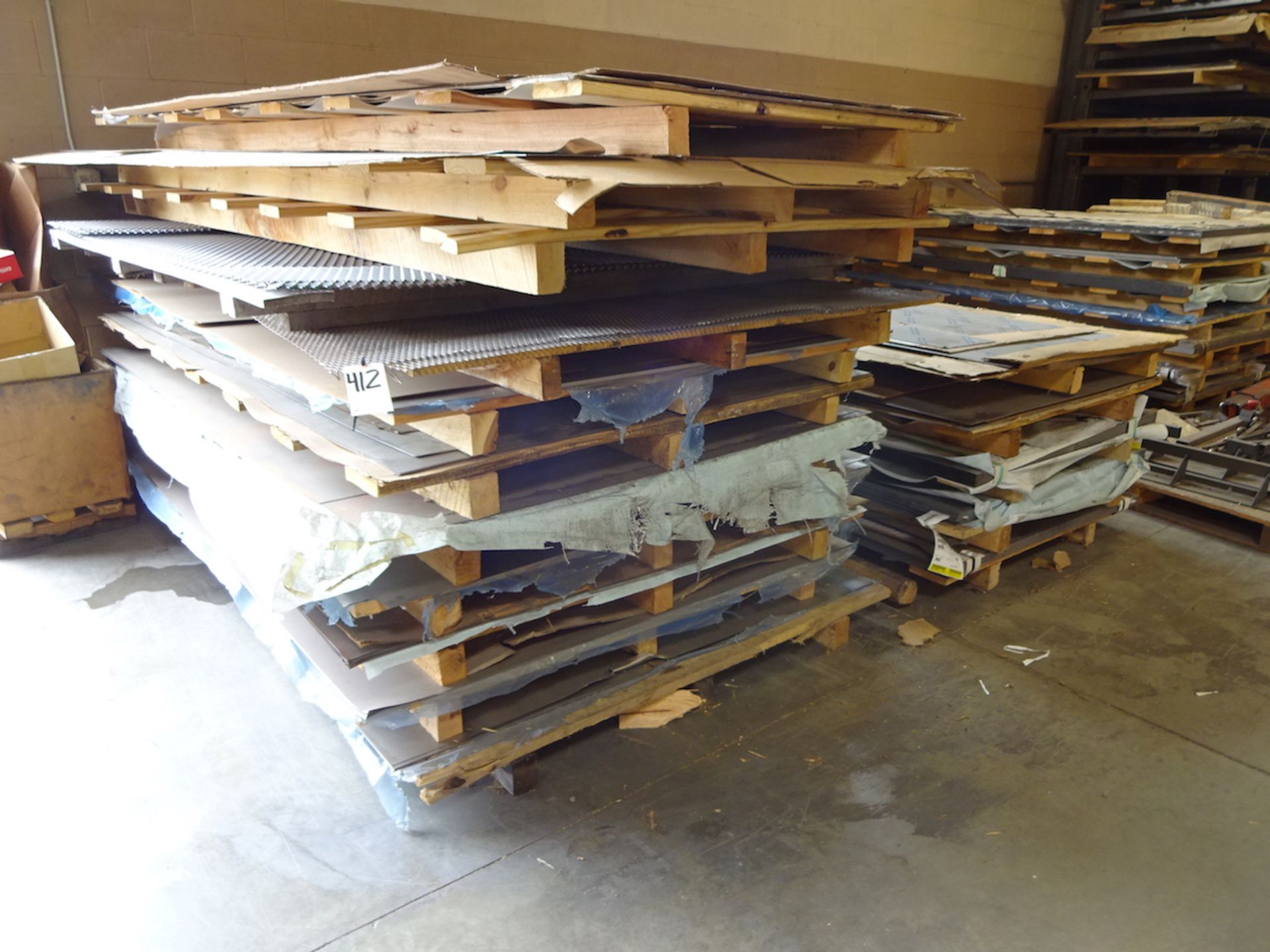 Lot: Cold rolled steel sheets 10ft by 4ft