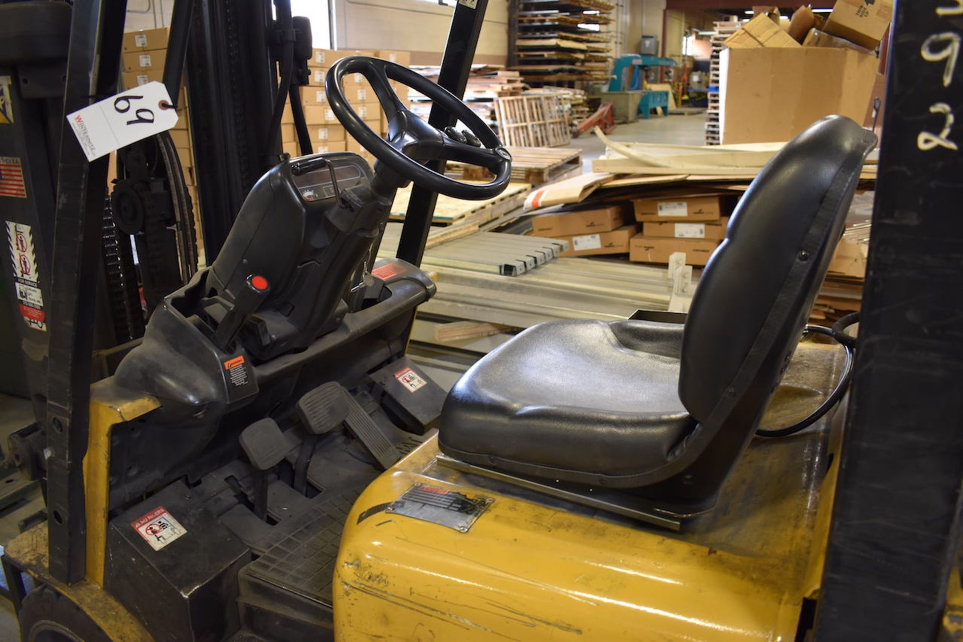 Mitsubishi/Caterpillar 2750 lb. Model GC25K LP Forklift Truck, S/N AT82D03332, 3-Stage Mast, 48 - Image 3 of 5