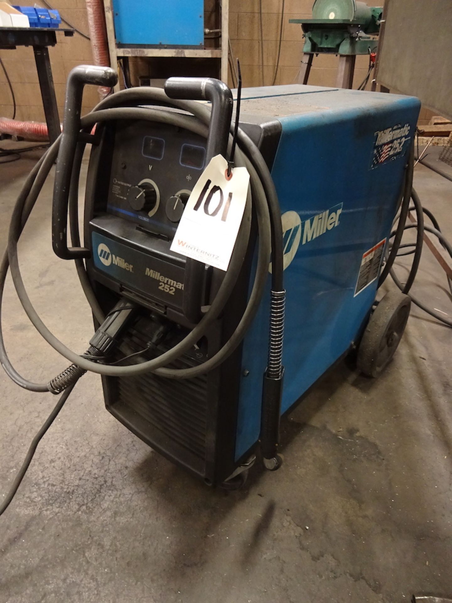 Miller Model Millermatic 252 Wire Welder, S/N LH490121B (2007)