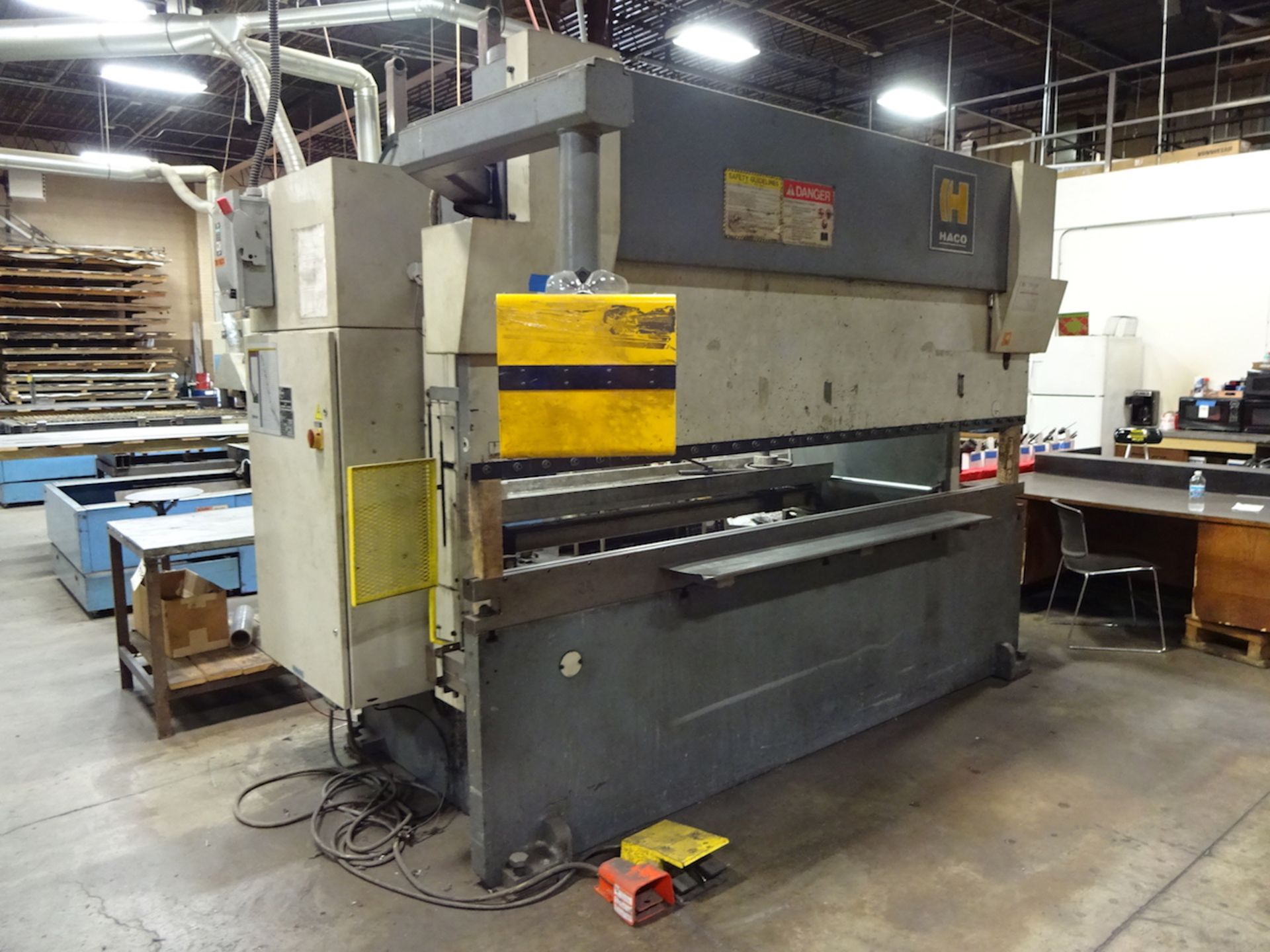 2000 Haco/Atlantic 120 Ton x 10 ft. (approx.) Model SRM-120-10 Hydraulic Press Brake, S/N 81117, 8 - Image 2 of 4