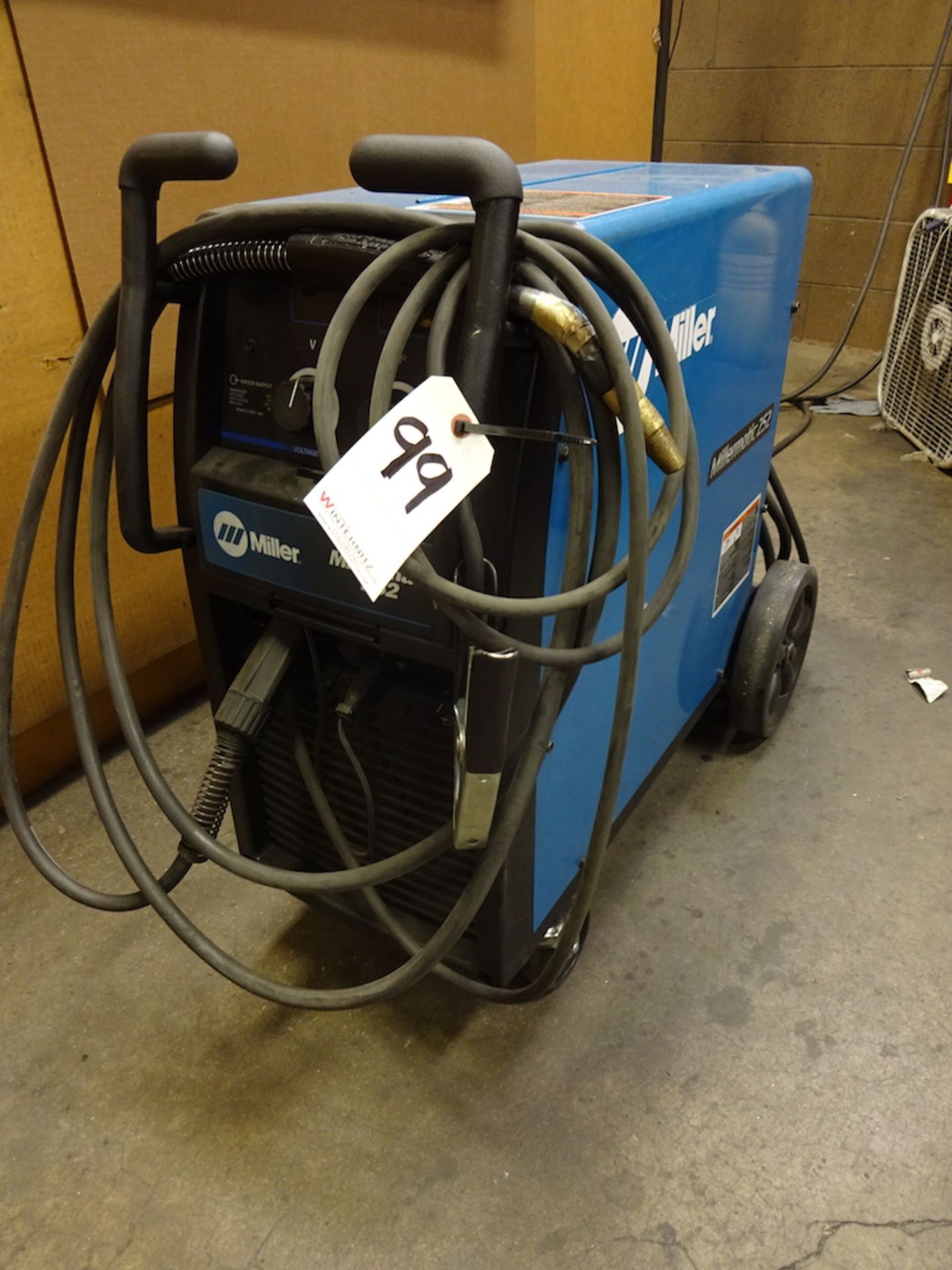 Miller Model Millermatic 252 Wire Welder, S/N MG160306N (2016)