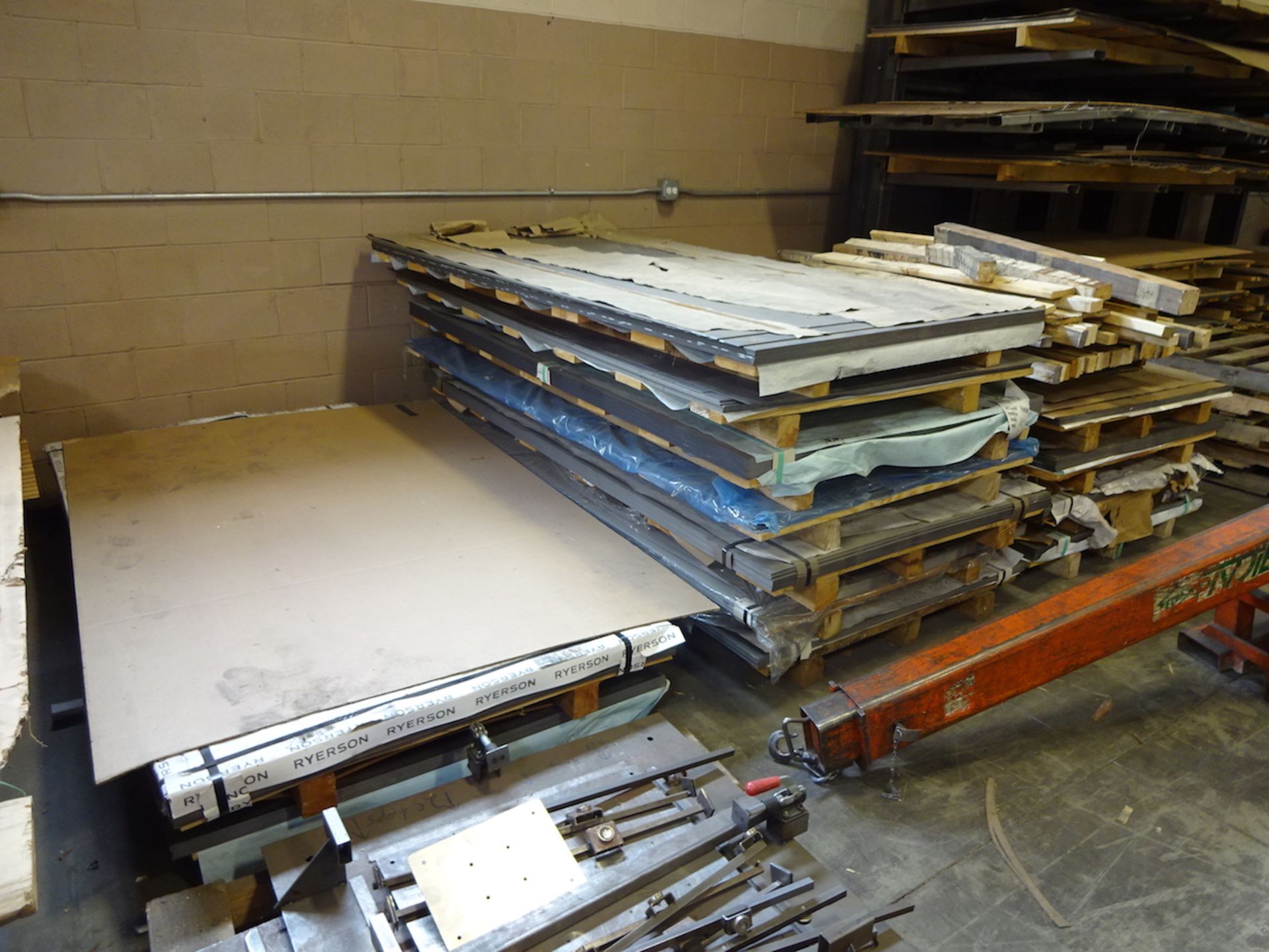 Lot: Cold rolled steel sheets 10ft by 4ft - Image 2 of 3