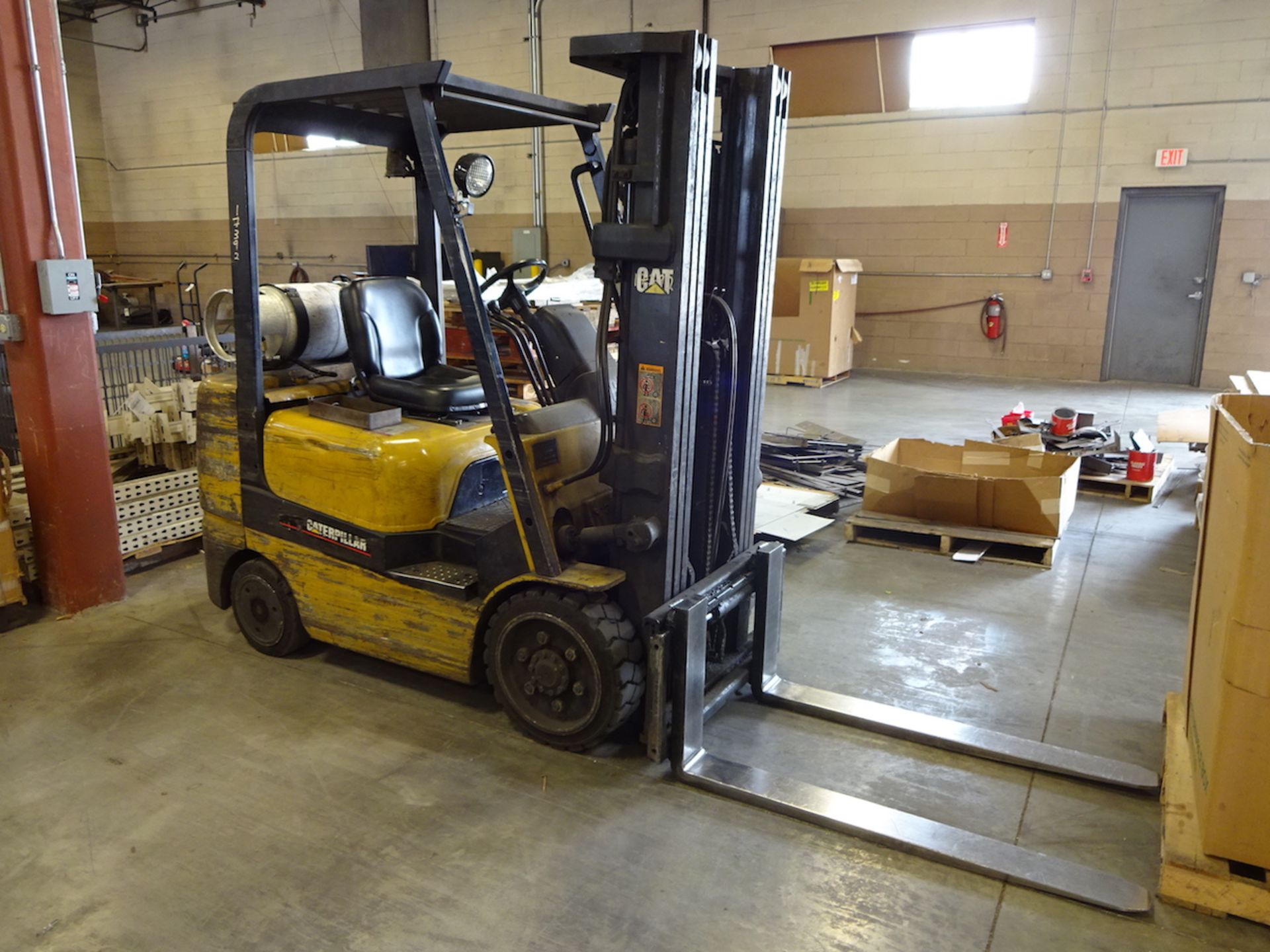 Mitsubishi/Caterpillar 2750 lb. Model GC25K LP Forklift Truck, S/N AT82D03332, 3-Stage Mast, 48 - Image 2 of 5