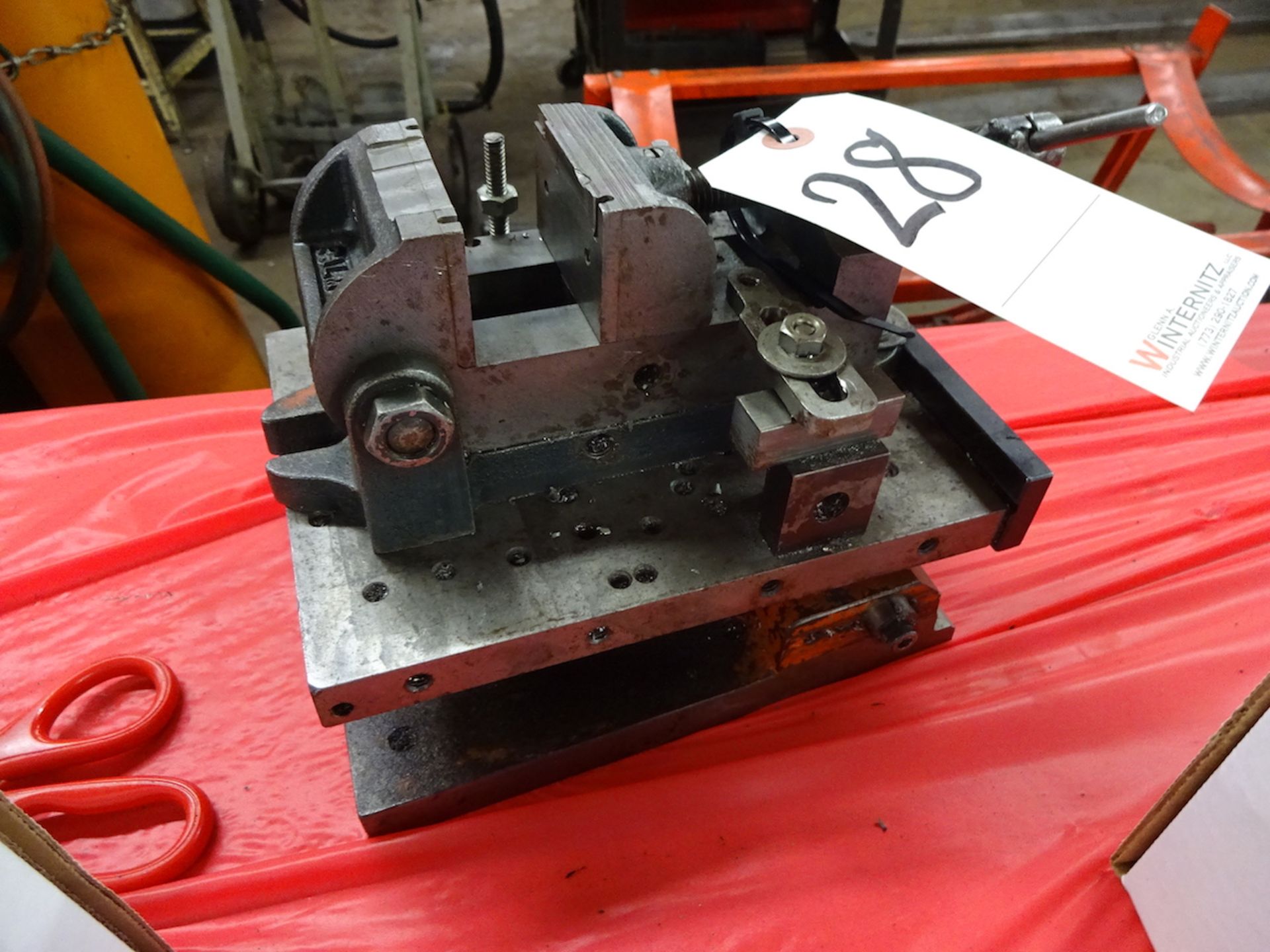 LOT: Vise & Adjustable Angle Plate