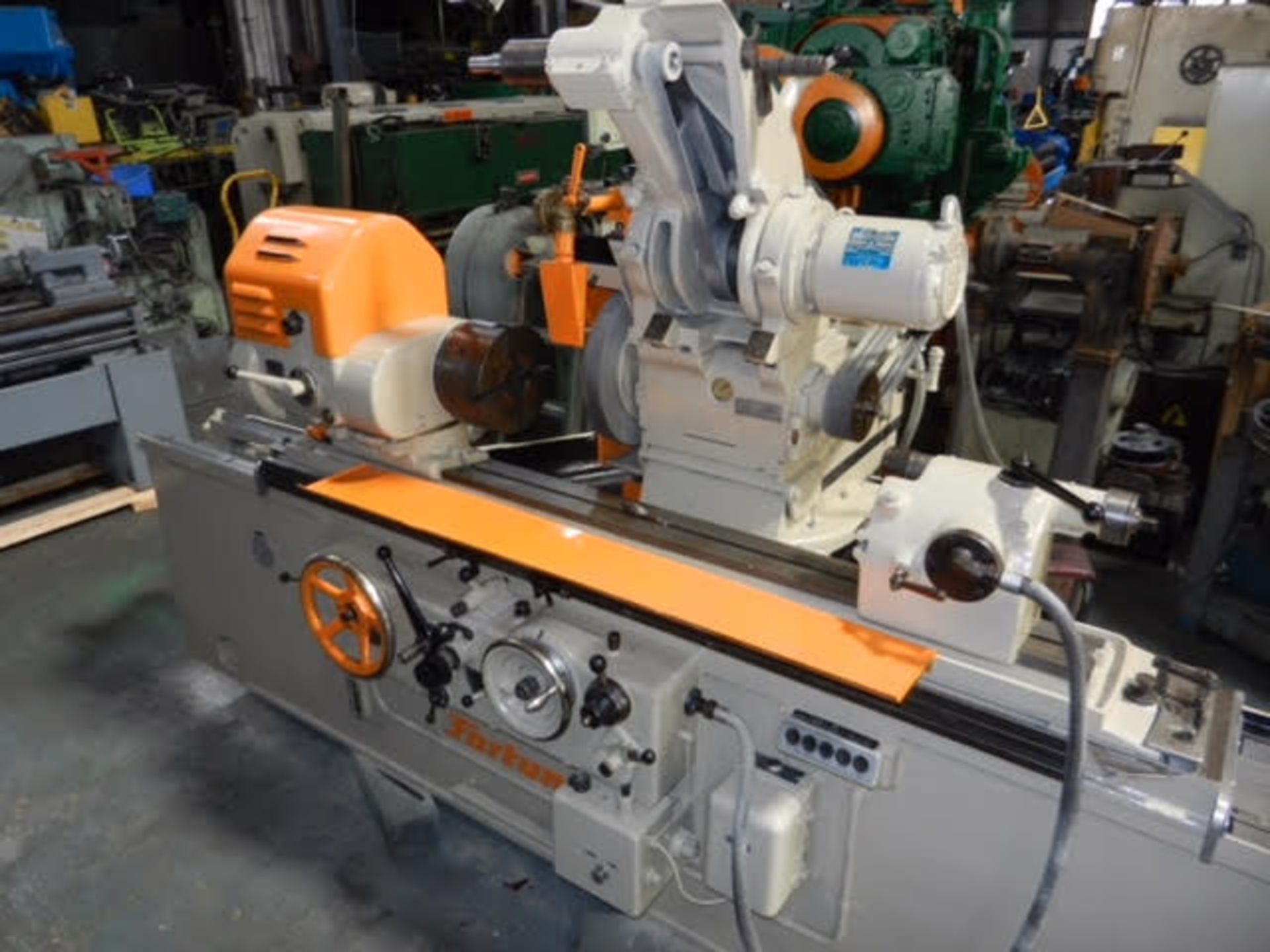 18" x 48" Fortuna 9100 Series Universal Cylindrical Grinder (Miami Location) - Image 3 of 4