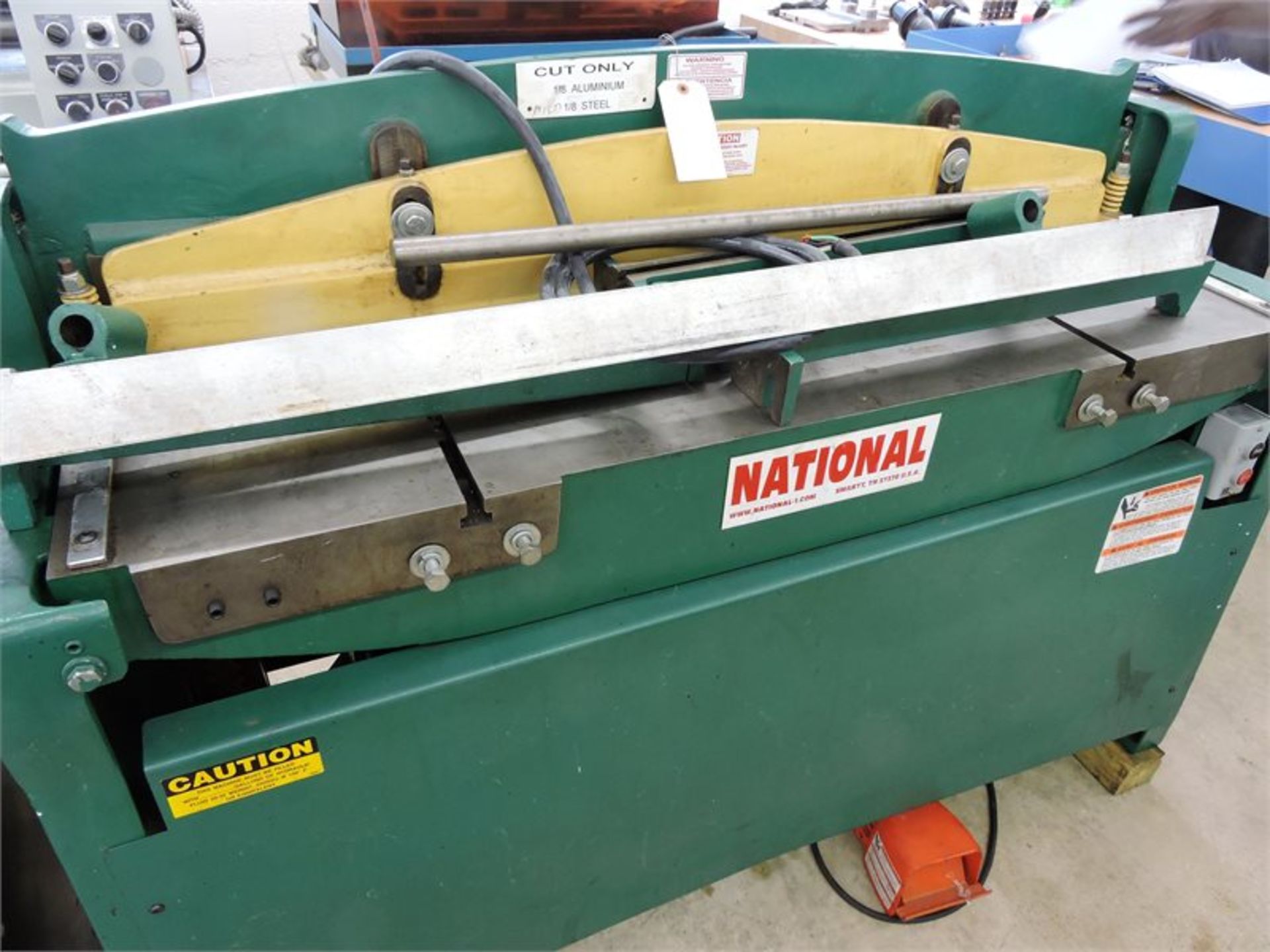National Model NH5210 10 Gauge x 52" Hydraulic Power Shear S/n 480605 (Deerfield Beach , FL)