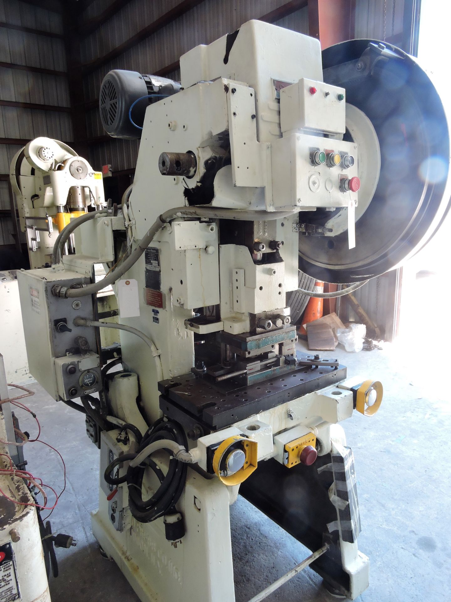 15 Ton V & O Model OBI Punch Press. Ft Lauderdale Location (Davie , FL)