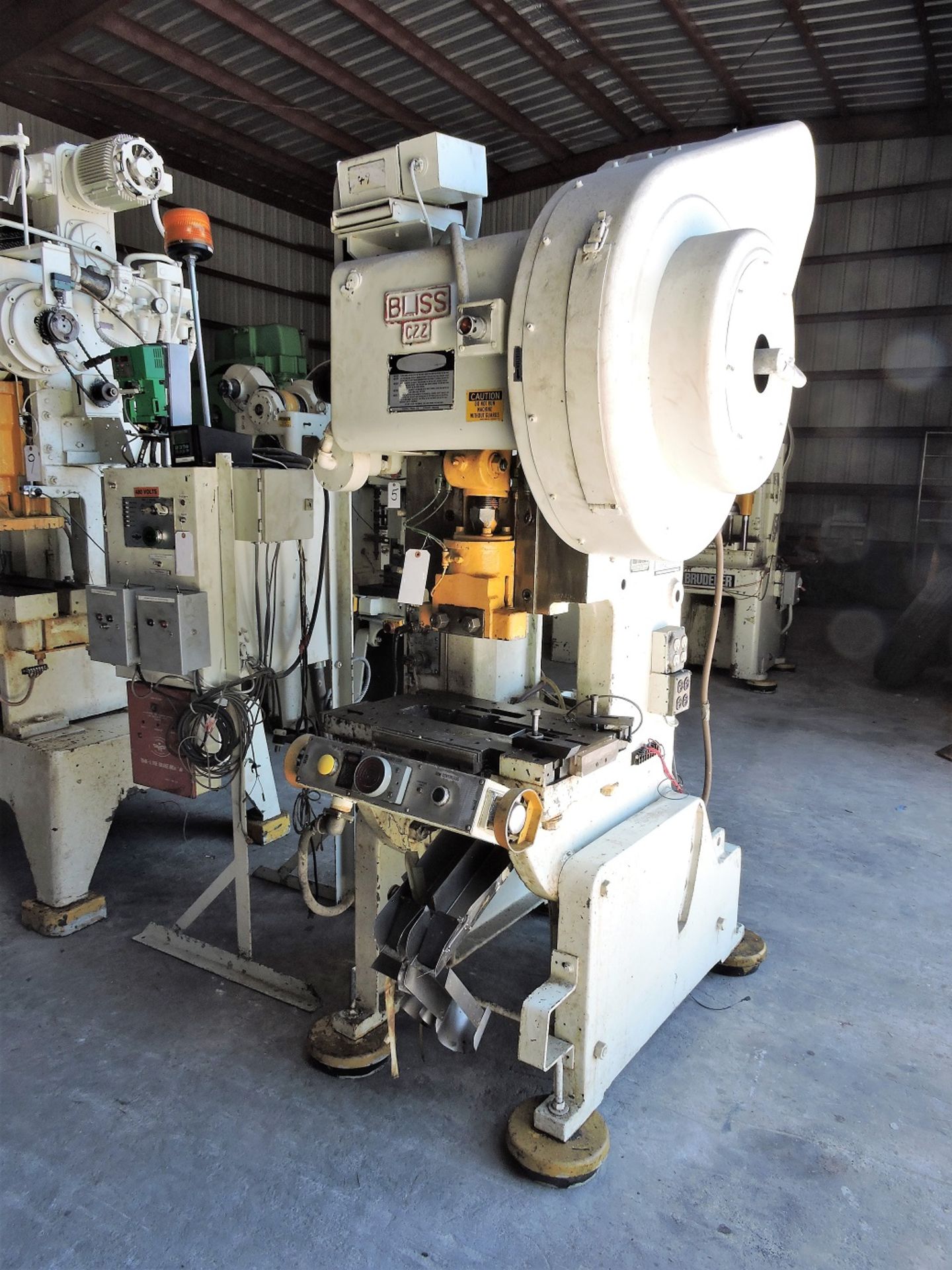 22 Ton Bliss Federal Model C-22 OBI Punch Press (1989) Equipped With - Image 3 of 12