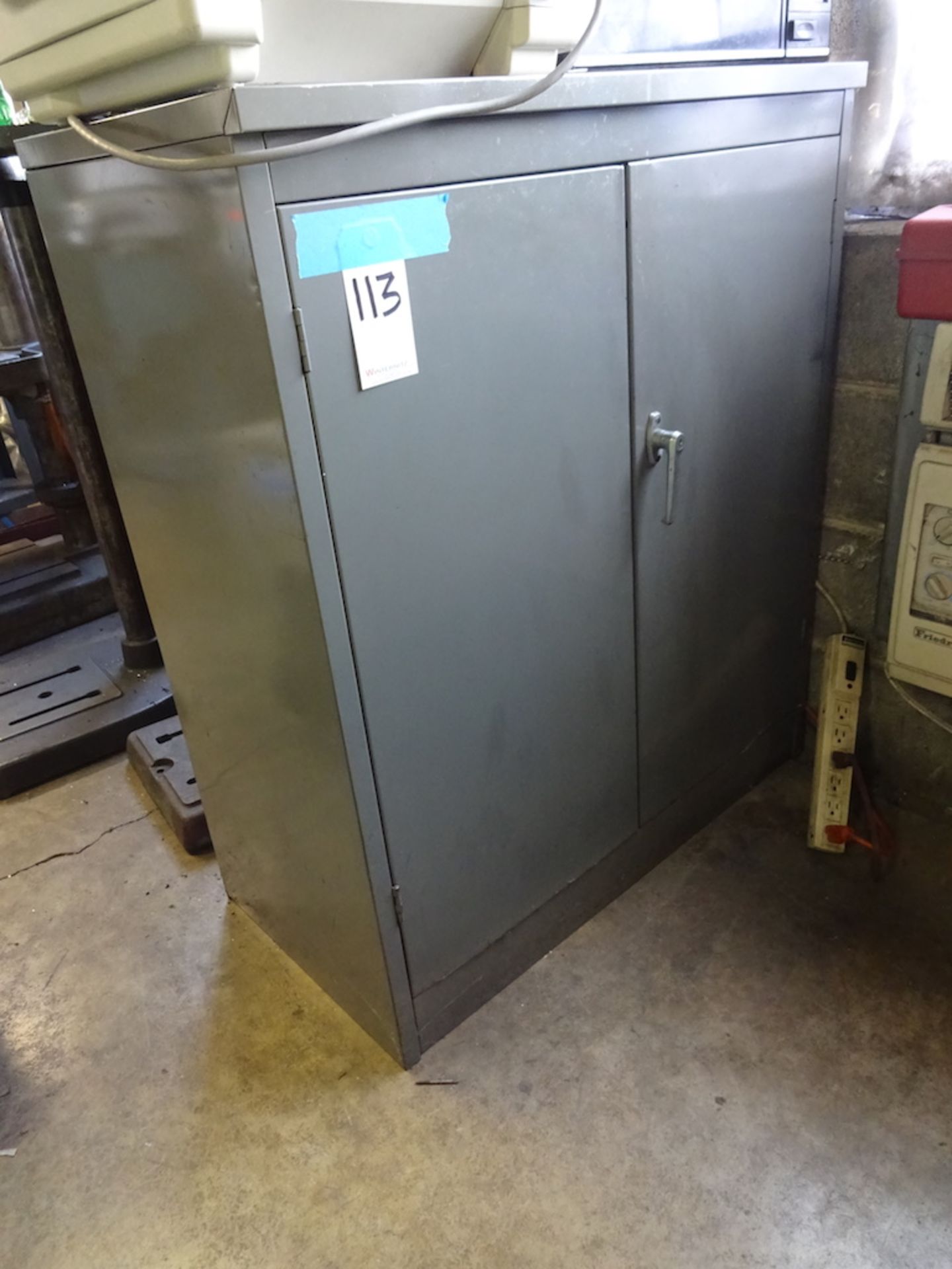 2-DOOR STEEL STORAGE CABINET