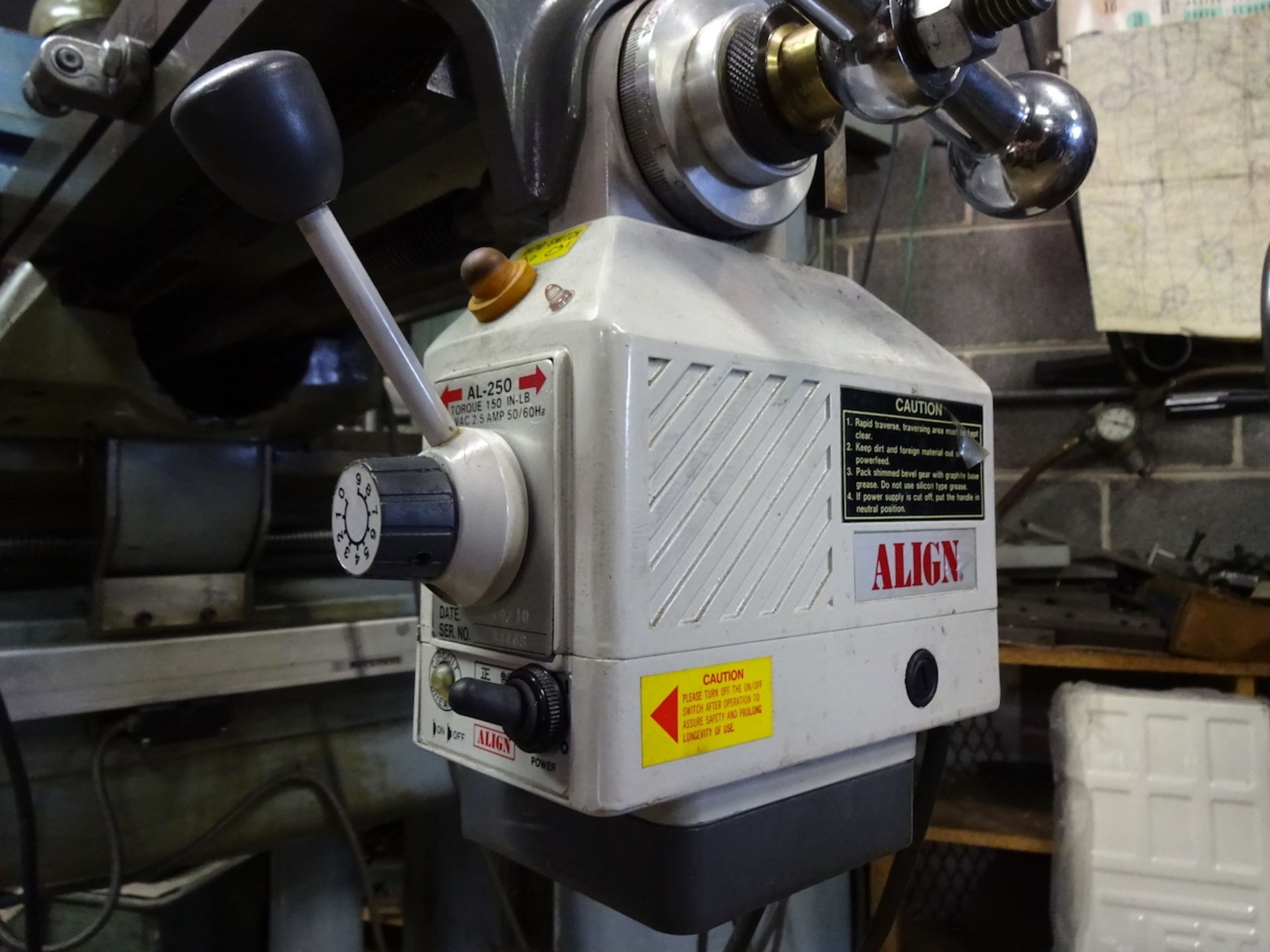 INDUMA 2HP VERTICAL MILLING MACHINE: S/N 5418, POWER TABLE FEED, MITUTOYO 2-AXIS DIGITAL READ OUT, - Image 5 of 7